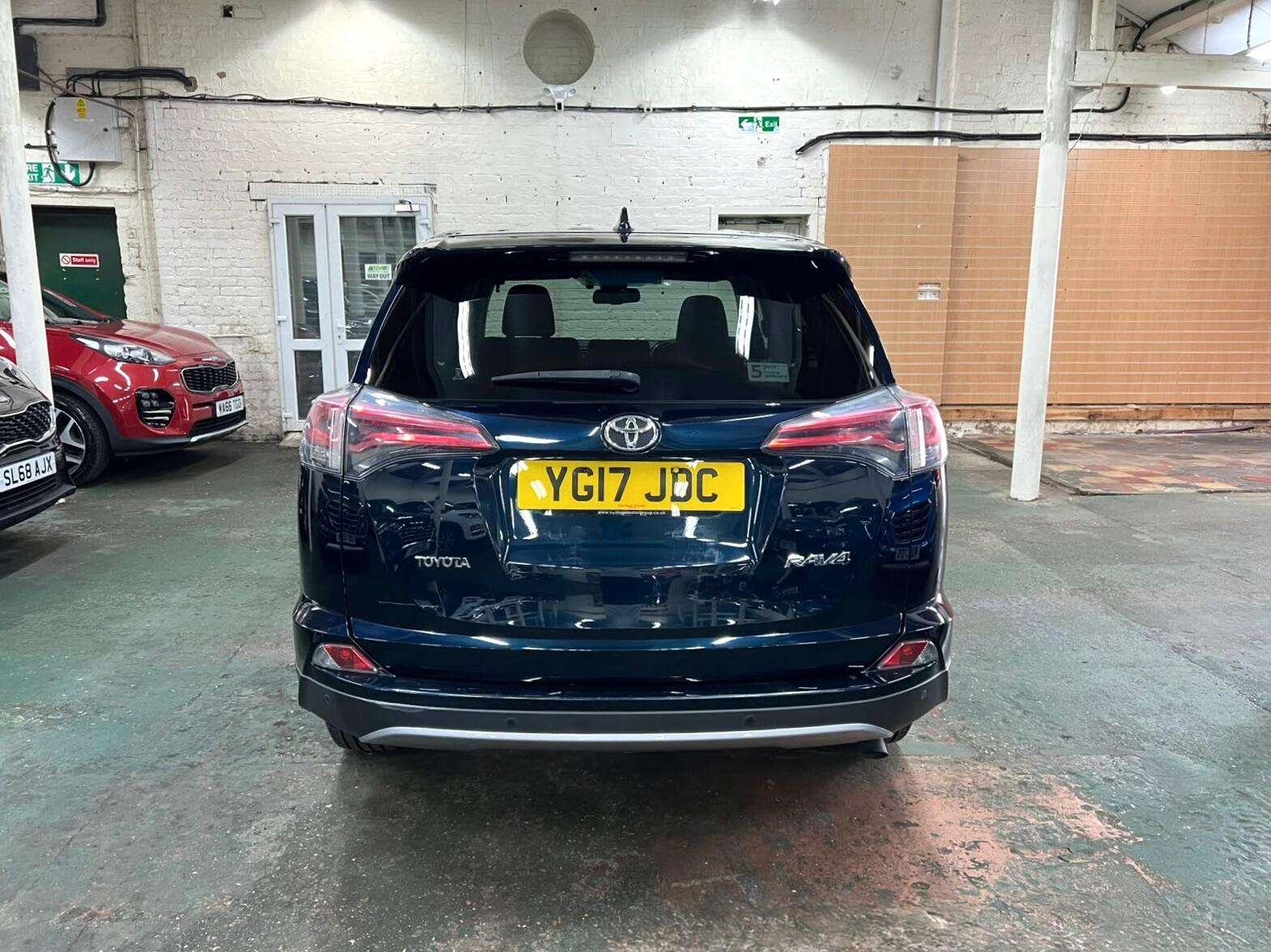 2017 TOYOTA RAV4 2017 TOYOTA RAV4
