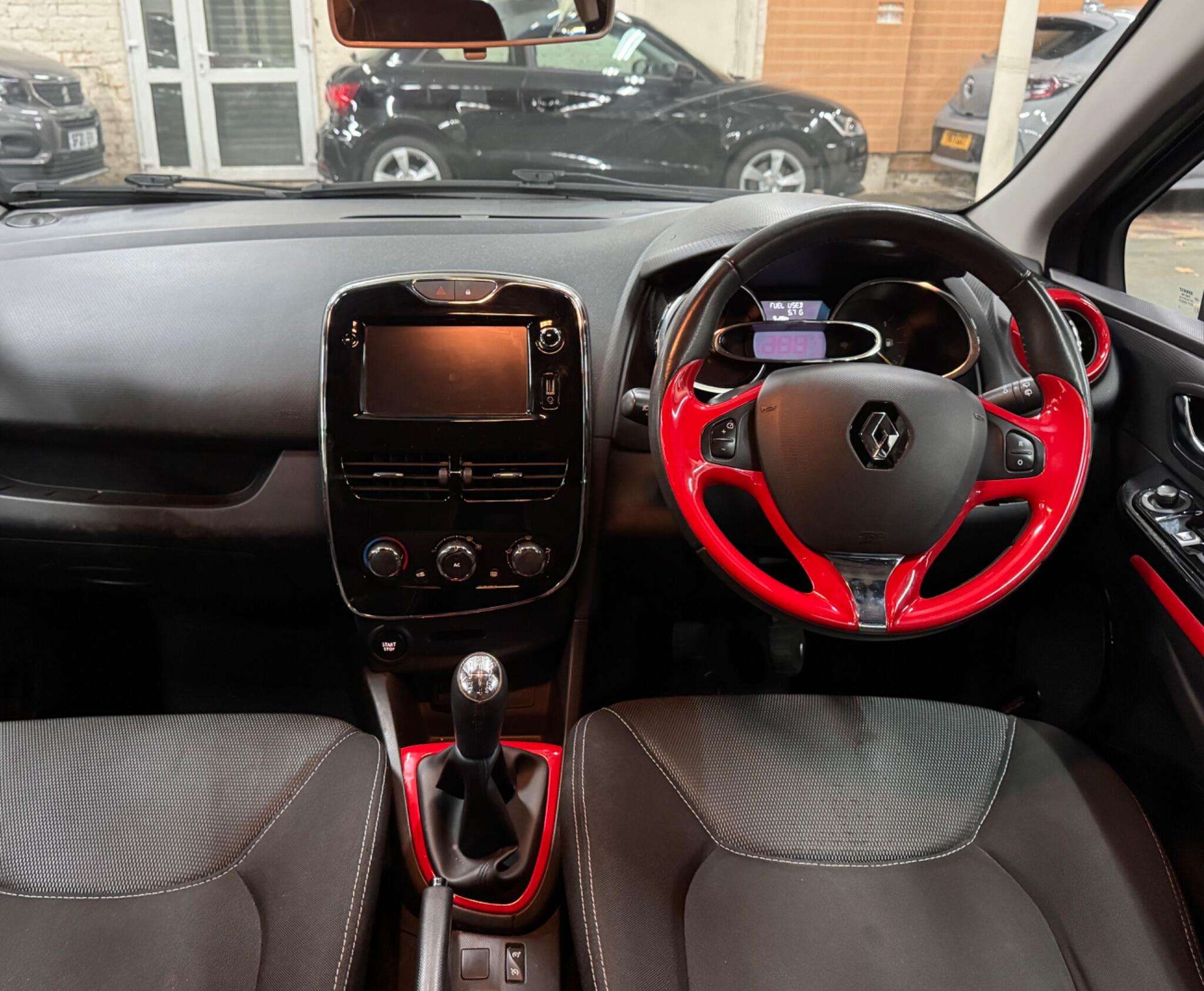 2013 RENAULT CLIO 2013 RENAULT CLIO
