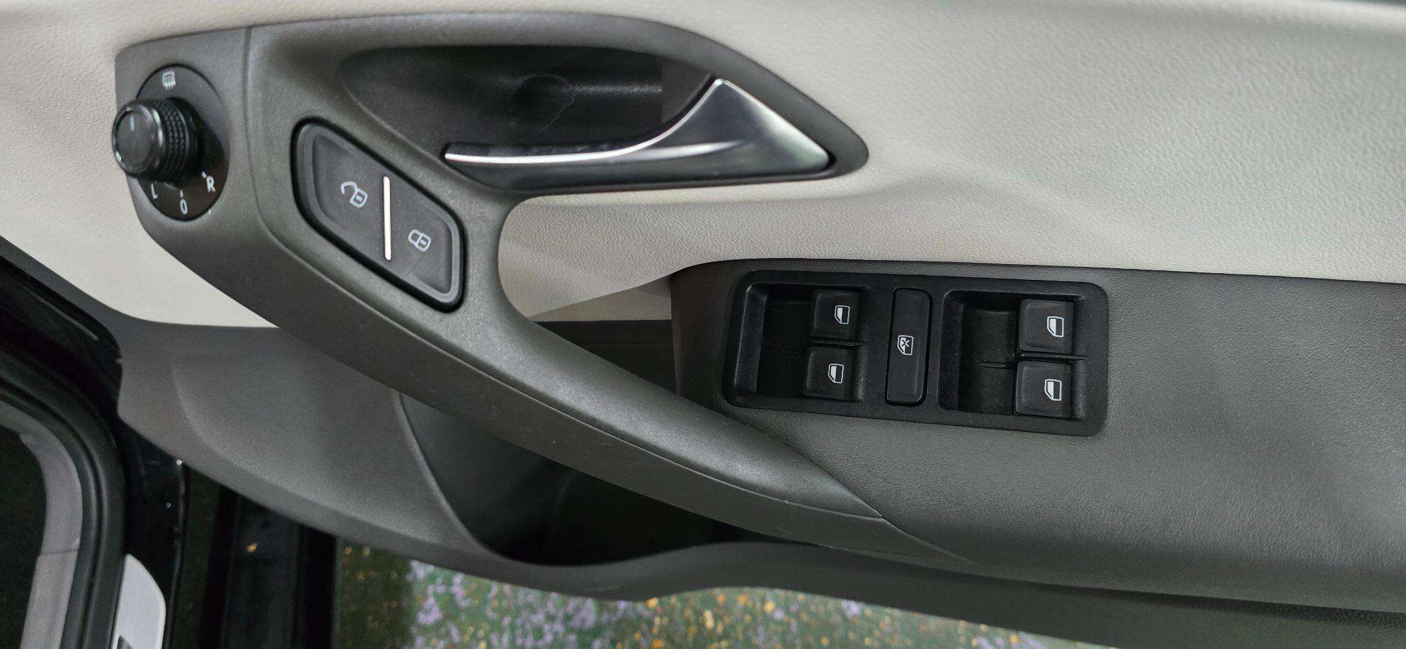 2017 VOLKSWAGEN POLO 2017 VOLKSWAGEN POLO