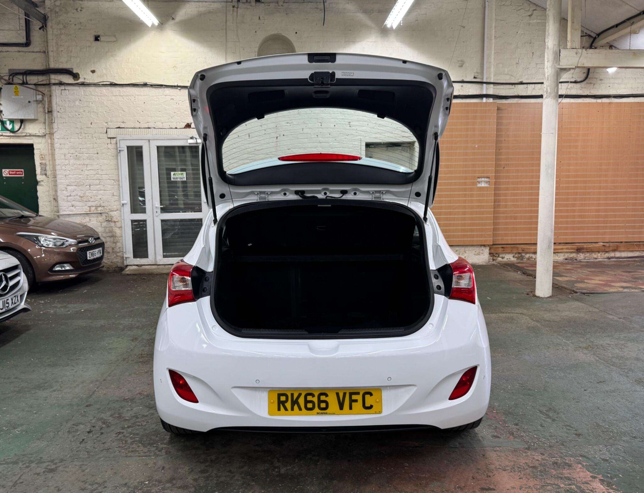 2016 HYUNDAI I30 2016 HYUNDAI I30