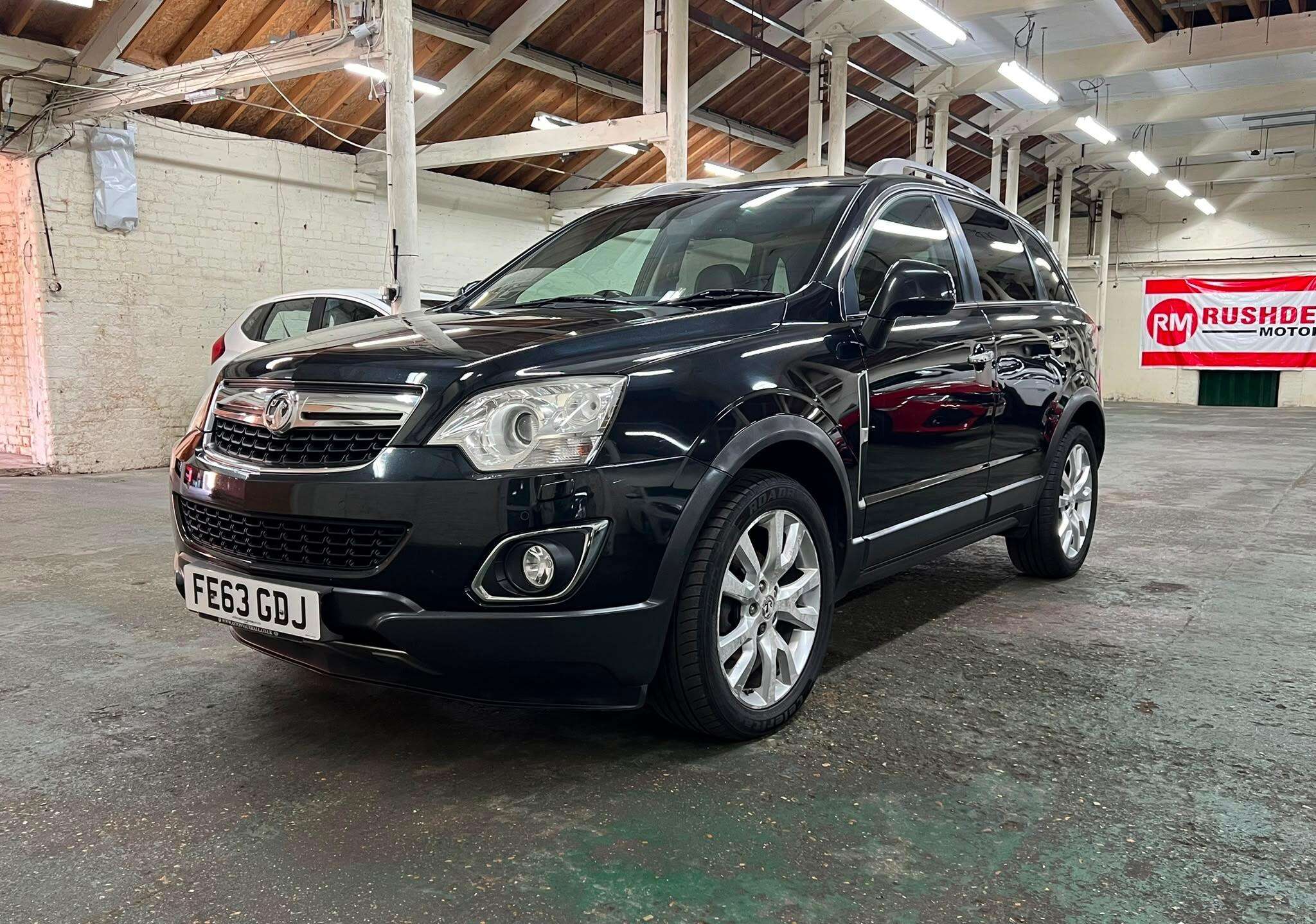 A 2013 VAUXHALL ANTARA 2.2 CDTi SE 4WD Euro 5 (s/s) 5dr (SNav) A 2013 VAUXHALL ANTARA 2.2 CDTi SE 4WD Euro 5 (s/s) 5dr (SNav)