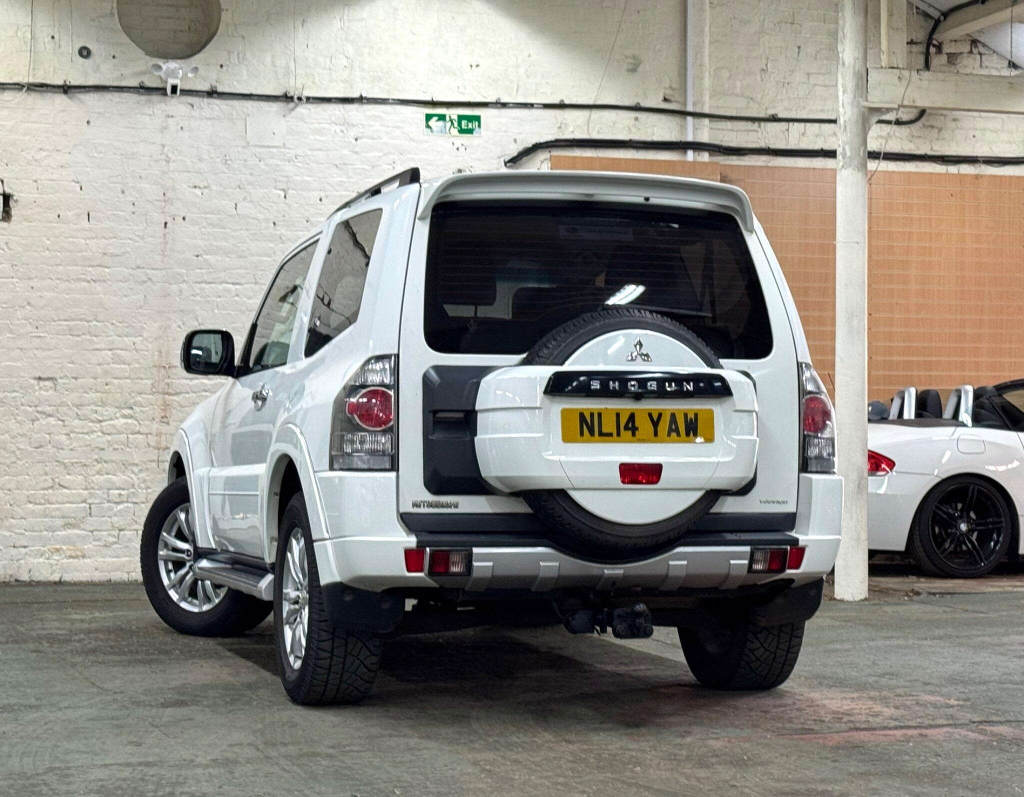 2014 MITSUBISHI SHOGUN 2014 MITSUBISHI SHOGUN