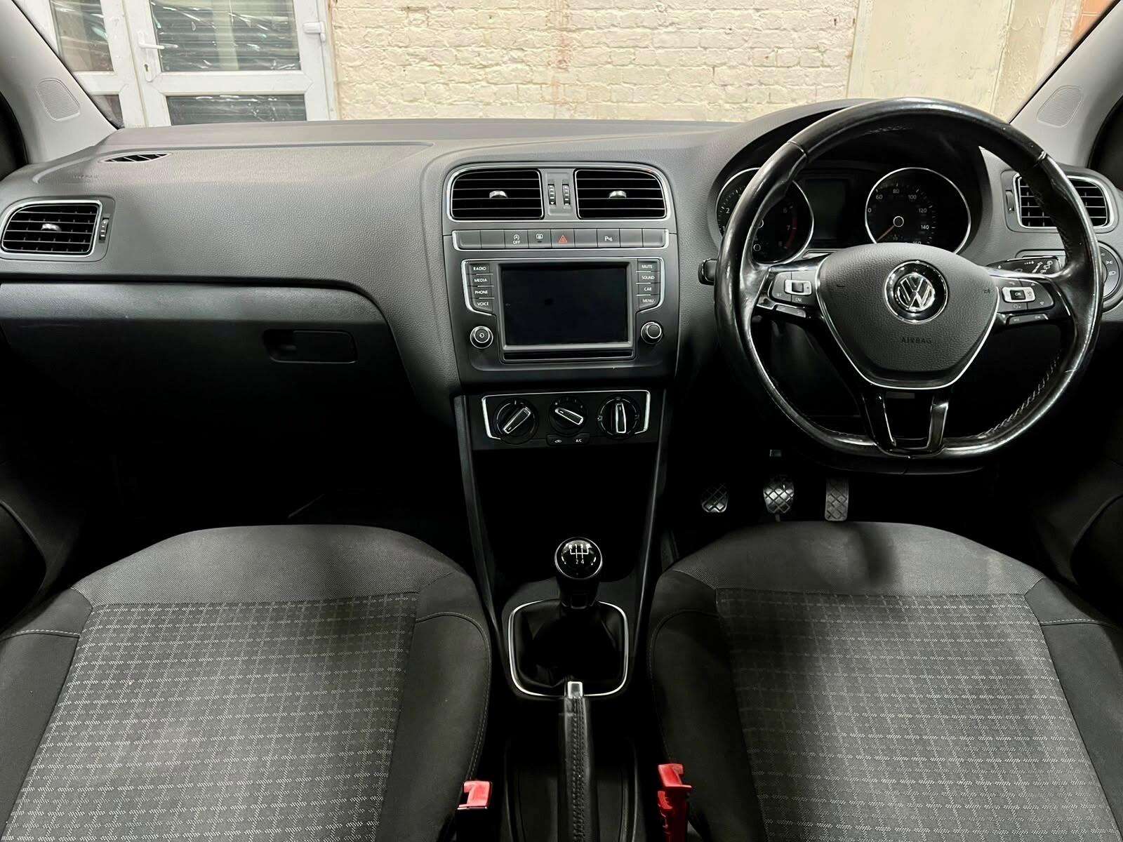 2017 VOLKSWAGEN POLO 2017 VOLKSWAGEN POLO