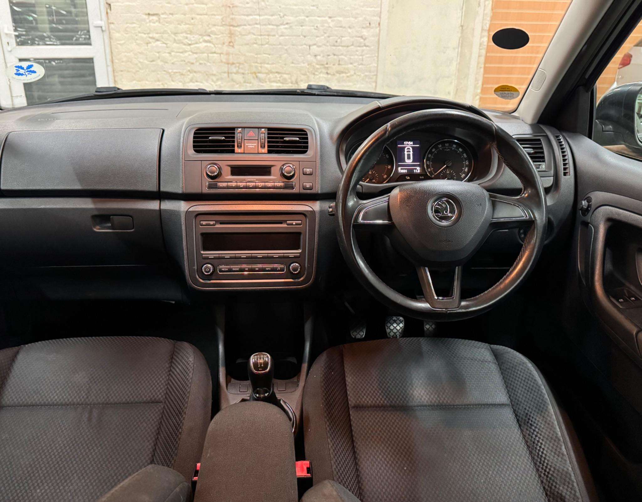 2014 SKODA FABIA 2014 SKODA FABIA