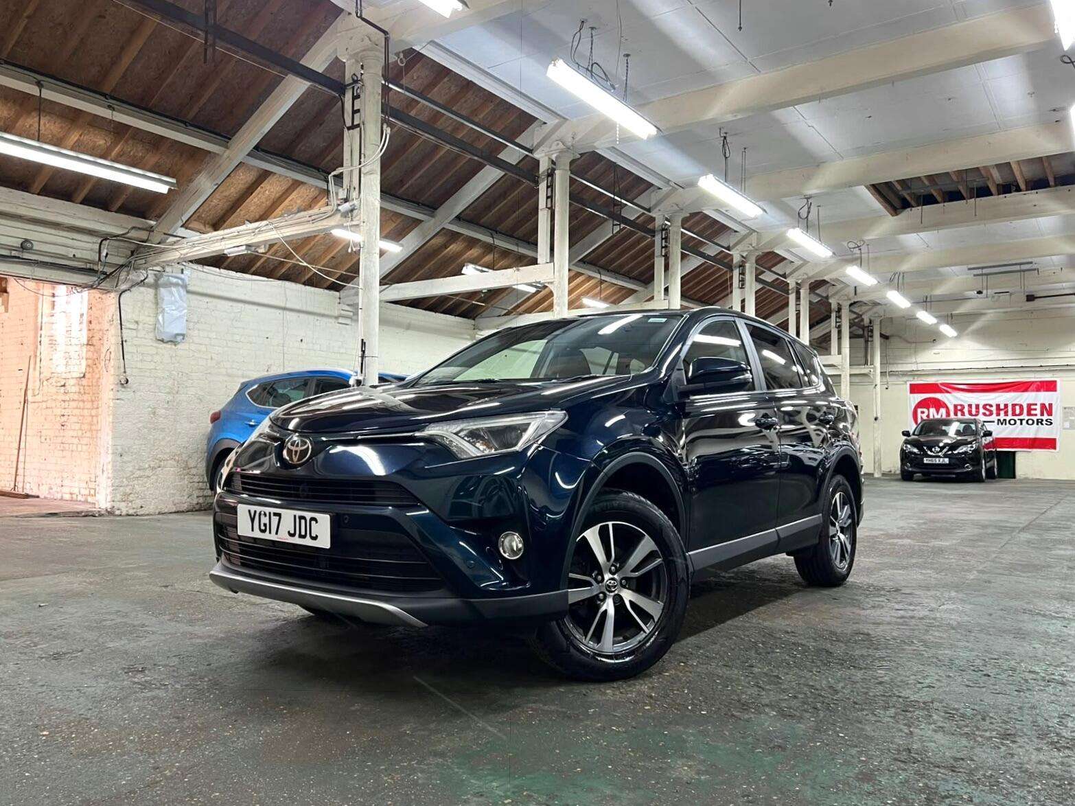 A 2017 TOYOTA RAV4 2.0 D-4D Business Edition Euro 6 (s/s) 5dr (Safety Sense, Nav) A 2017 TOYOTA RAV4 2.0 D-4D Business Edition Euro 6 (s/s) 5dr (Safety Sense, Nav)