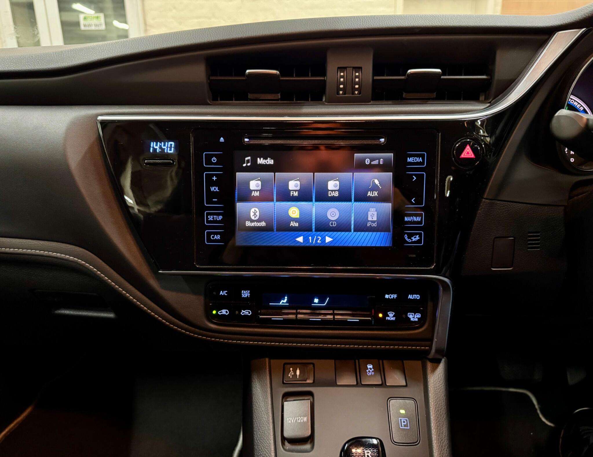 2018 TOYOTA AURIS 2018 TOYOTA AURIS