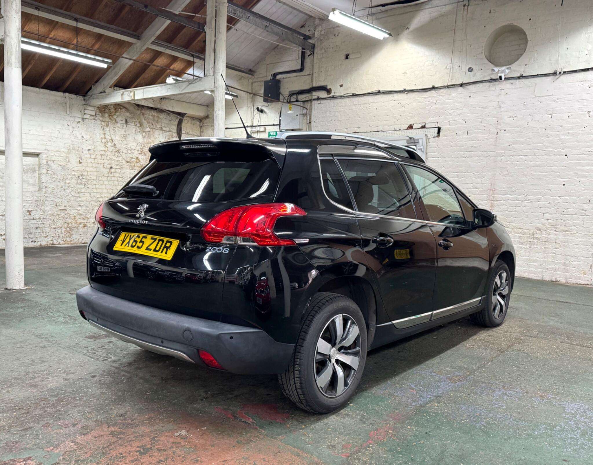 2015 PEUGEOT 2008 2015 PEUGEOT 2008