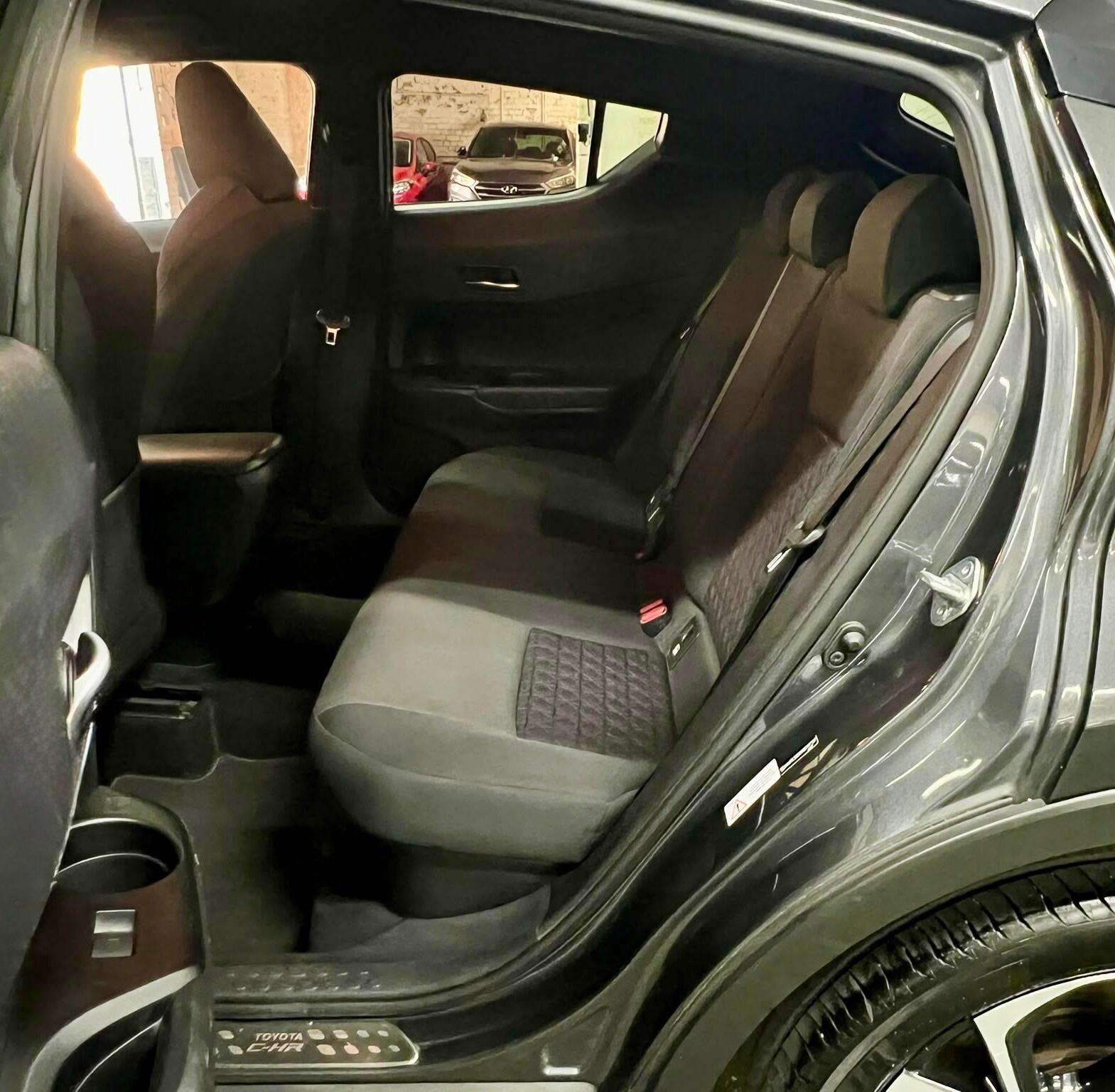 2021 TOYOTA C-HR 2021 TOYOTA C-HR