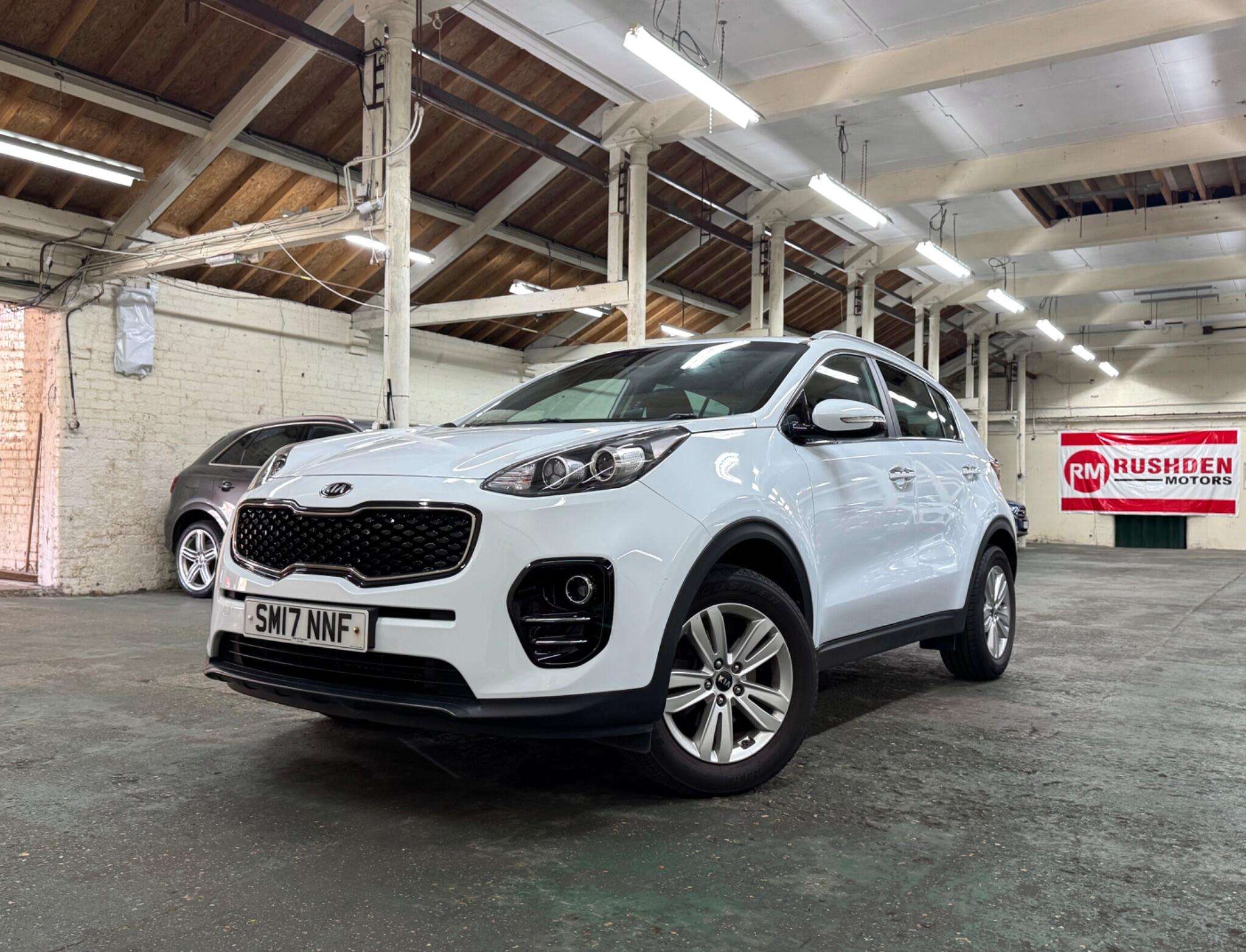 A 2017 KIA SPORTAGE 1.6 GDi 2 Euro 6 (s/s) 5dr A 2017 KIA SPORTAGE 1.6 GDi 2 Euro 6 (s/s) 5dr