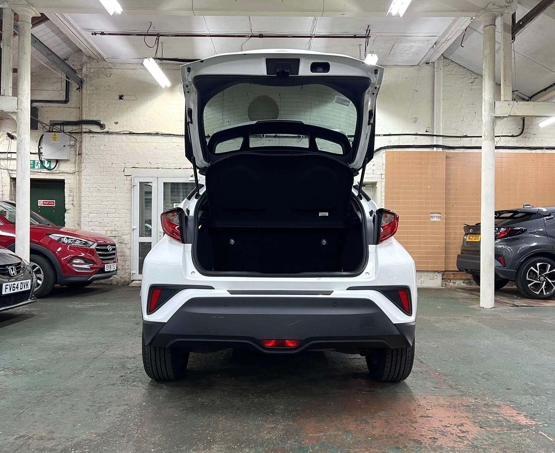 2021 TOYOTA C-HR 2021 TOYOTA C-HR