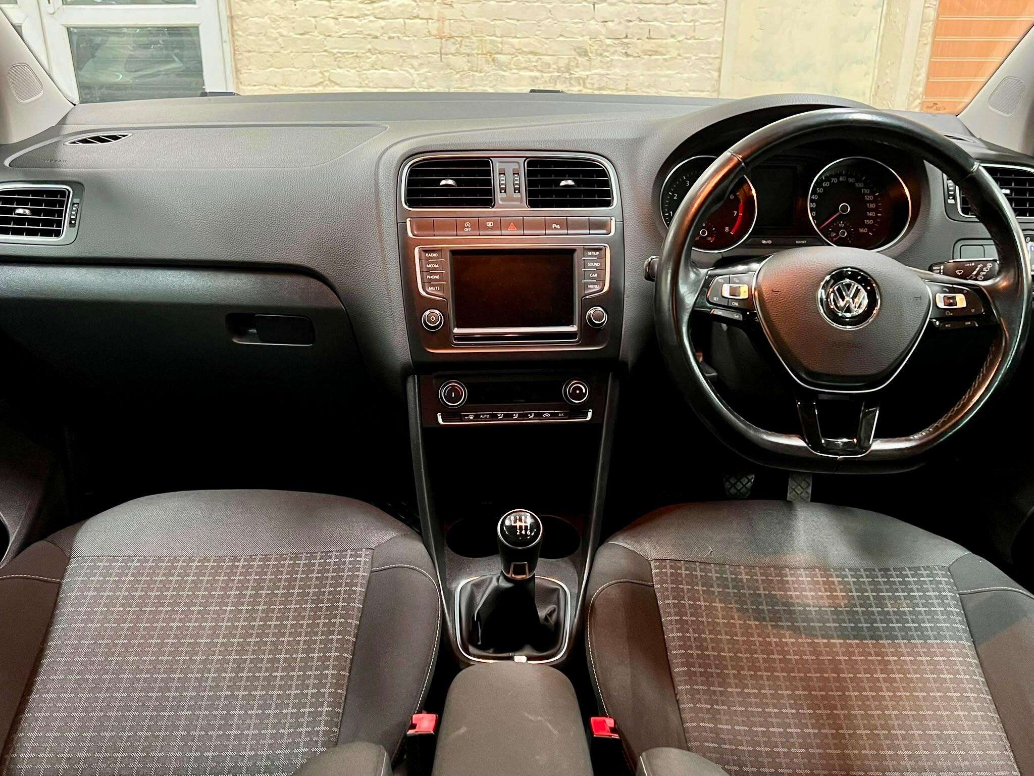2015 VOLKSWAGEN POLO 2015 VOLKSWAGEN POLO