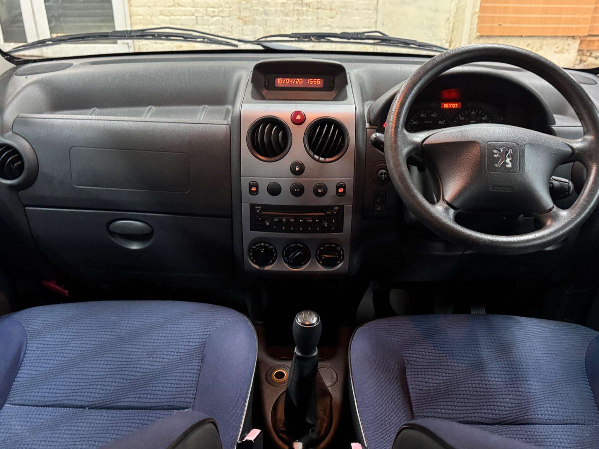 2010 PEUGEOT PARTNER 2010 PEUGEOT PARTNER