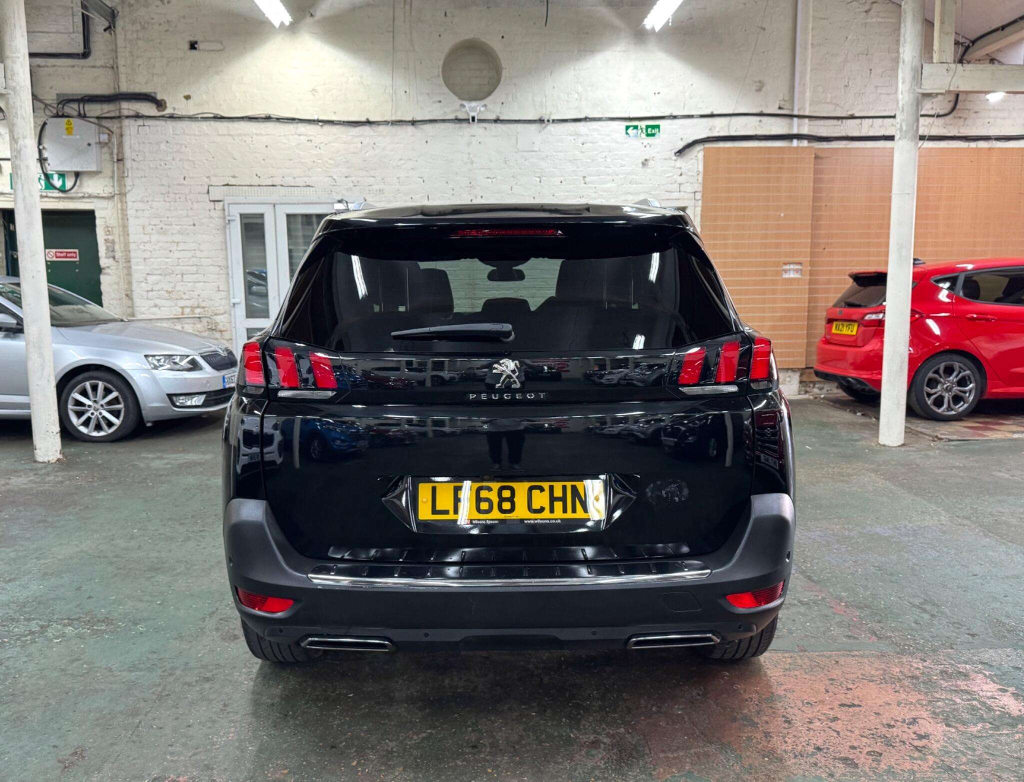 2018 PEUGEOT 5008 2018 PEUGEOT 5008