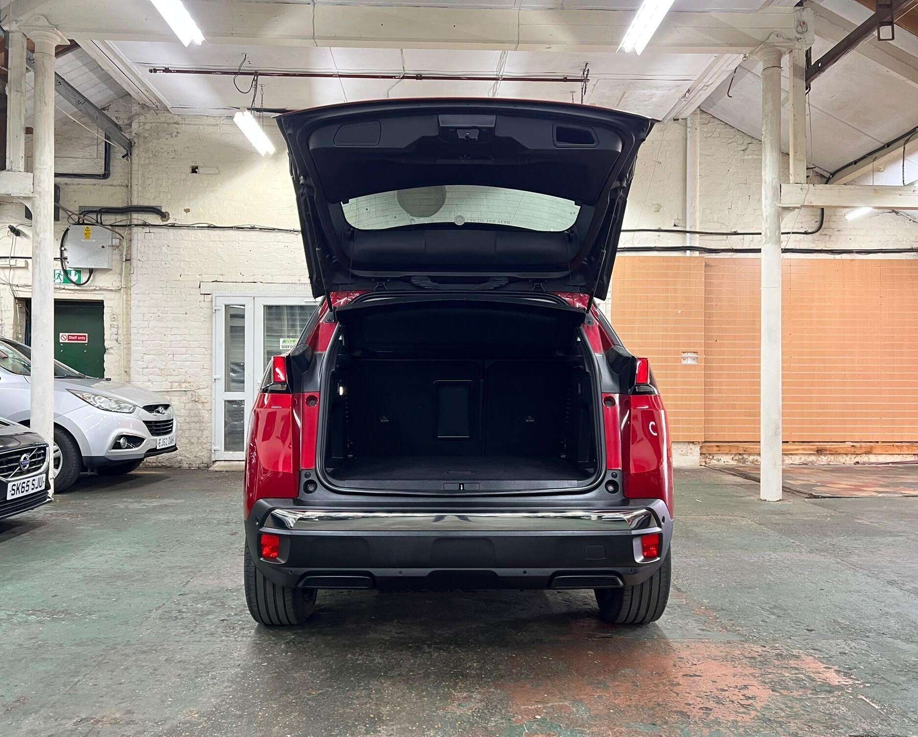 2017 PEUGEOT 3008 2017 PEUGEOT 3008
