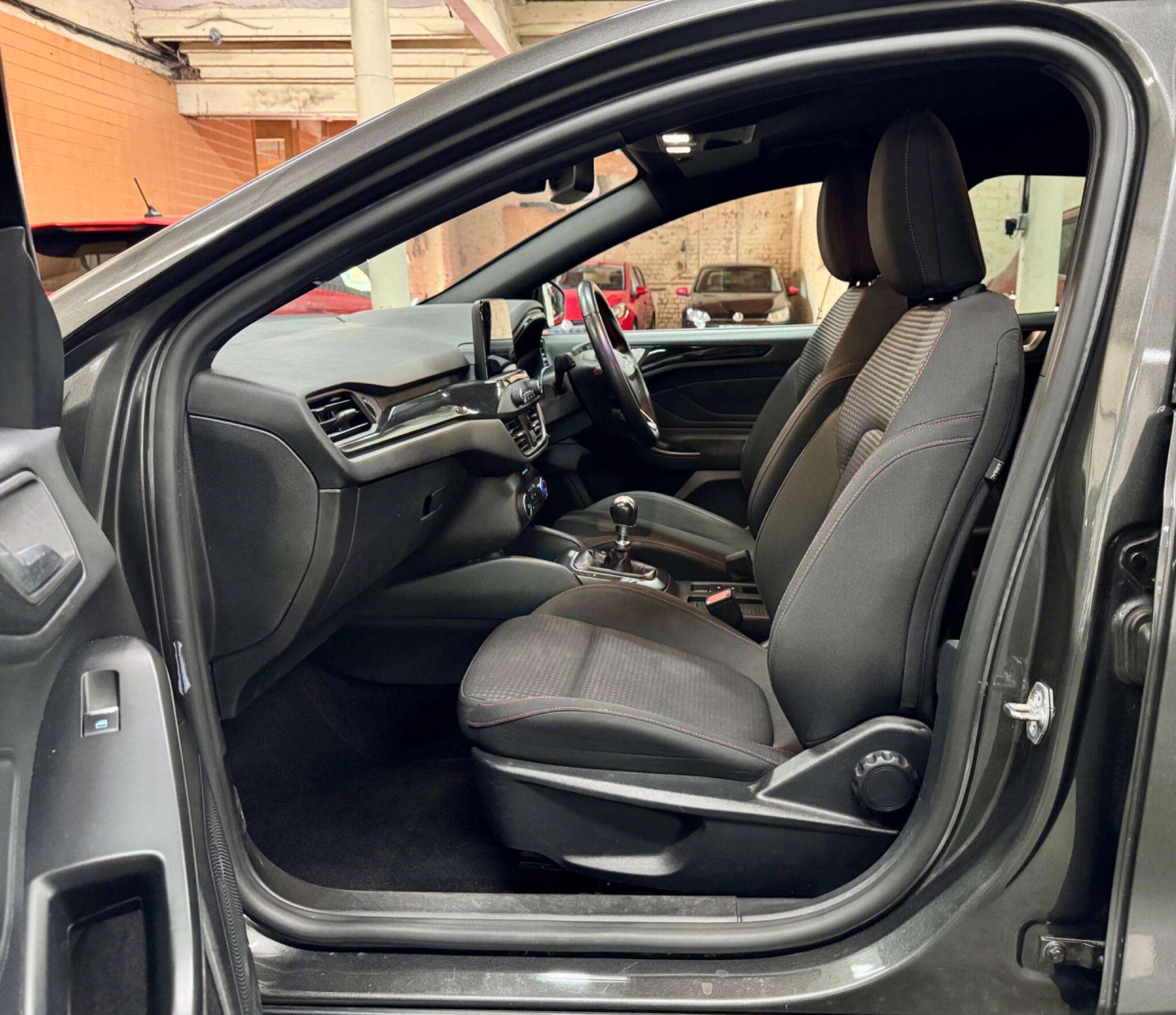 2021 FORD FOCUS 2021 FORD FOCUS