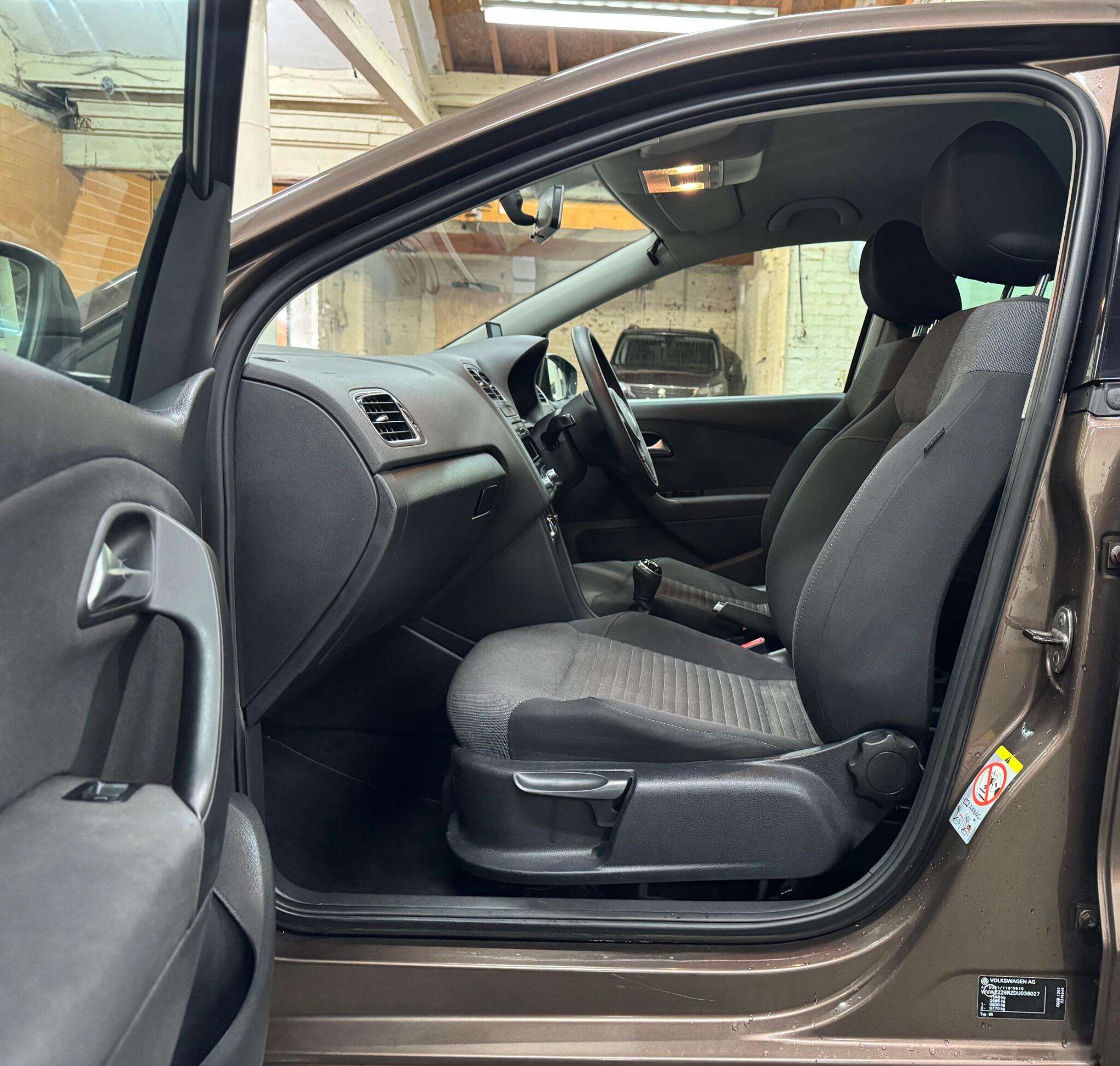 2013 VOLKSWAGEN POLO 2013 VOLKSWAGEN POLO