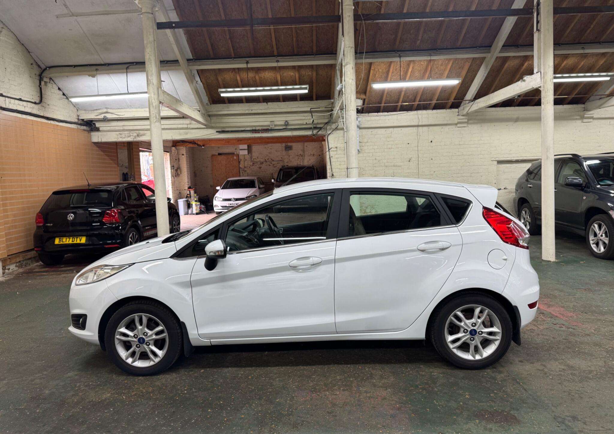 2015 FORD FIESTA 2015 FORD FIESTA