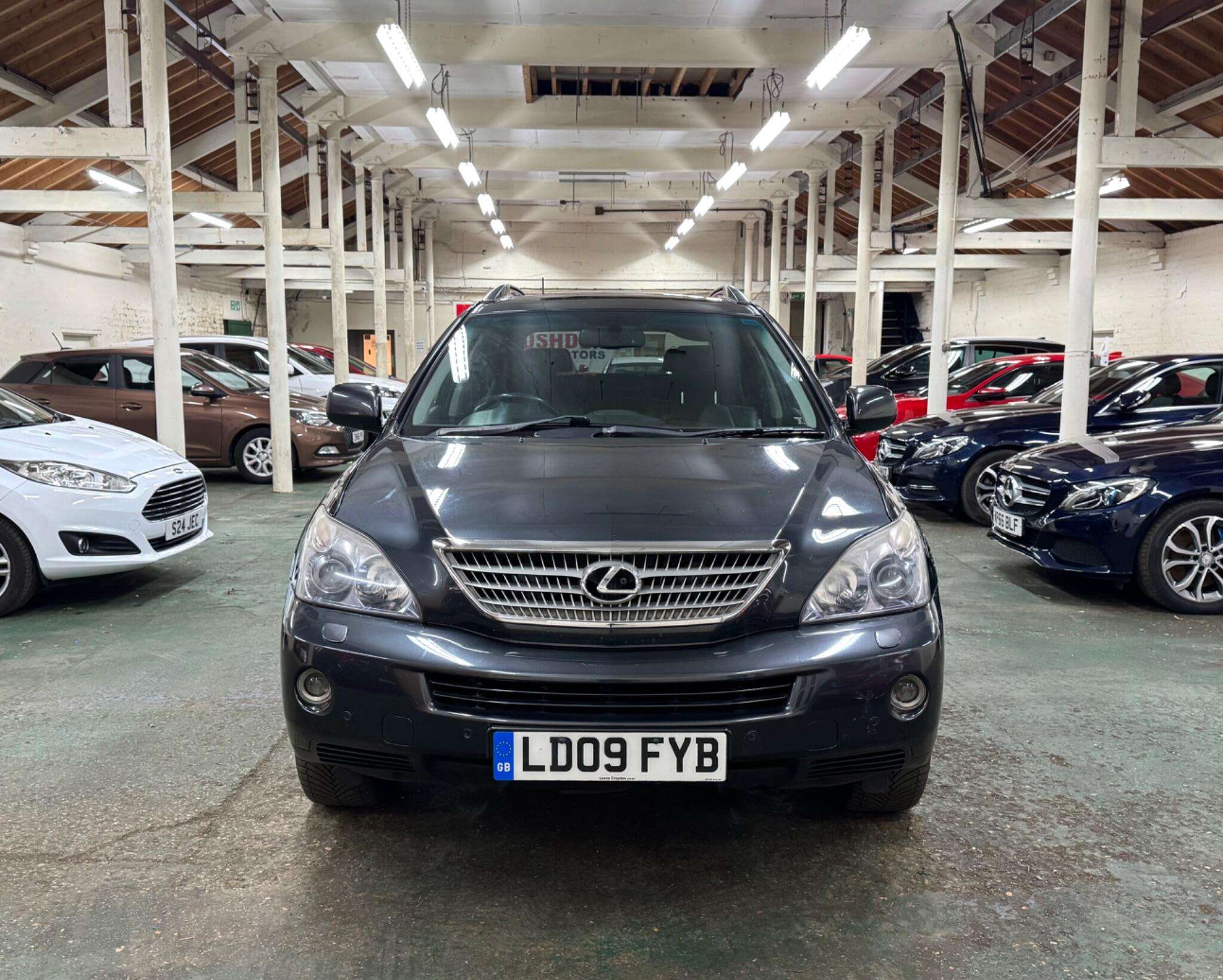 A 2009 LEXUS RX 3.3 400h Limited Edition Executive CVT 5dr A 2009 LEXUS RX 3.3 400h Limited Edition Executive CVT 5dr