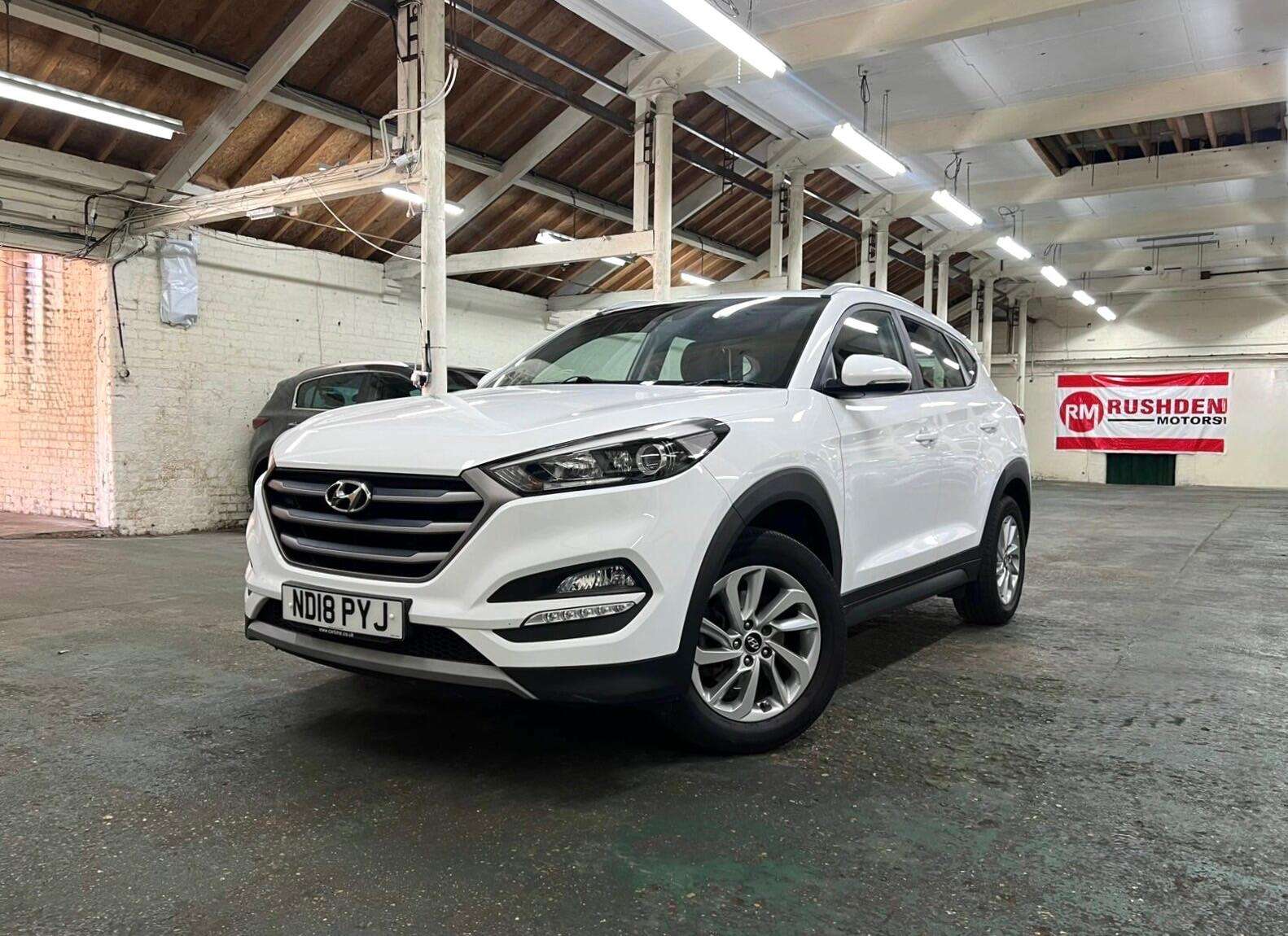 A 2018 HYUNDAI TUCSON GDI SE NAV BLUE DRIVE A 2018 HYUNDAI TUCSON GDI SE NAV BLUE DRIVE