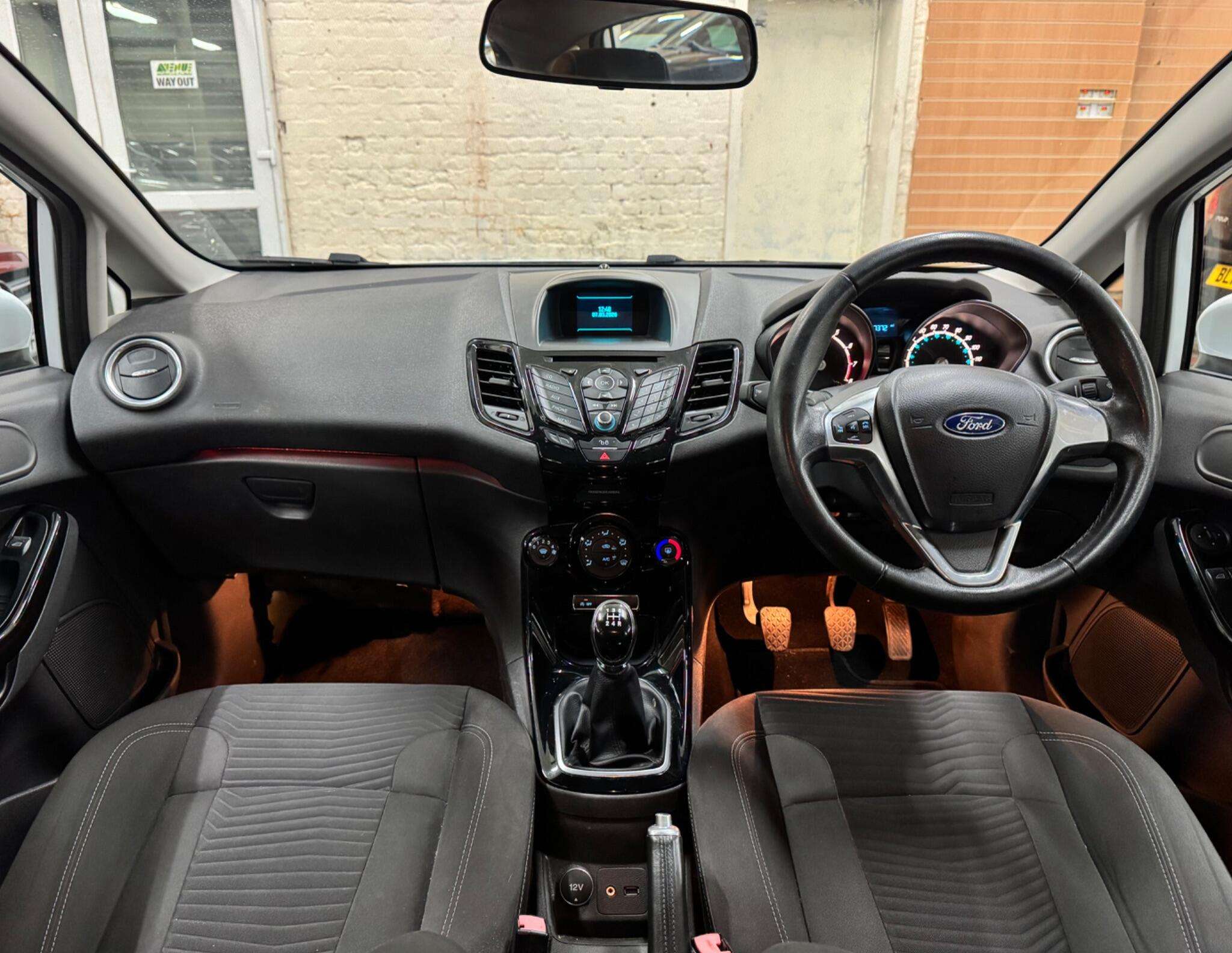 2015 FORD FIESTA 2015 FORD FIESTA