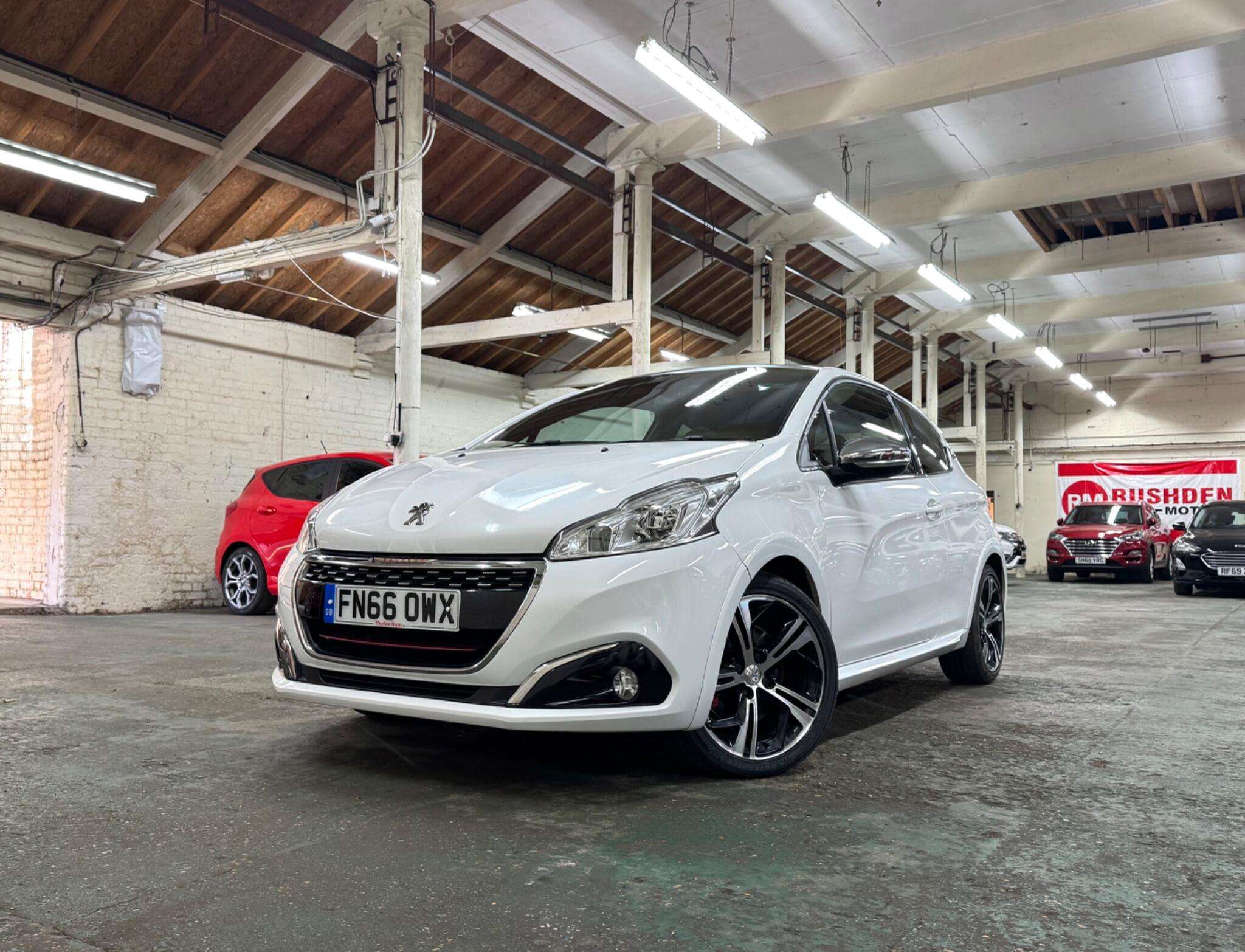 A 2016 PEUGEOT 208 1.6 THP GTi Prestige Euro 6 (s/s) 3dr A 2016 PEUGEOT 208 1.6 THP GTi Prestige Euro 6 (s/s) 3dr