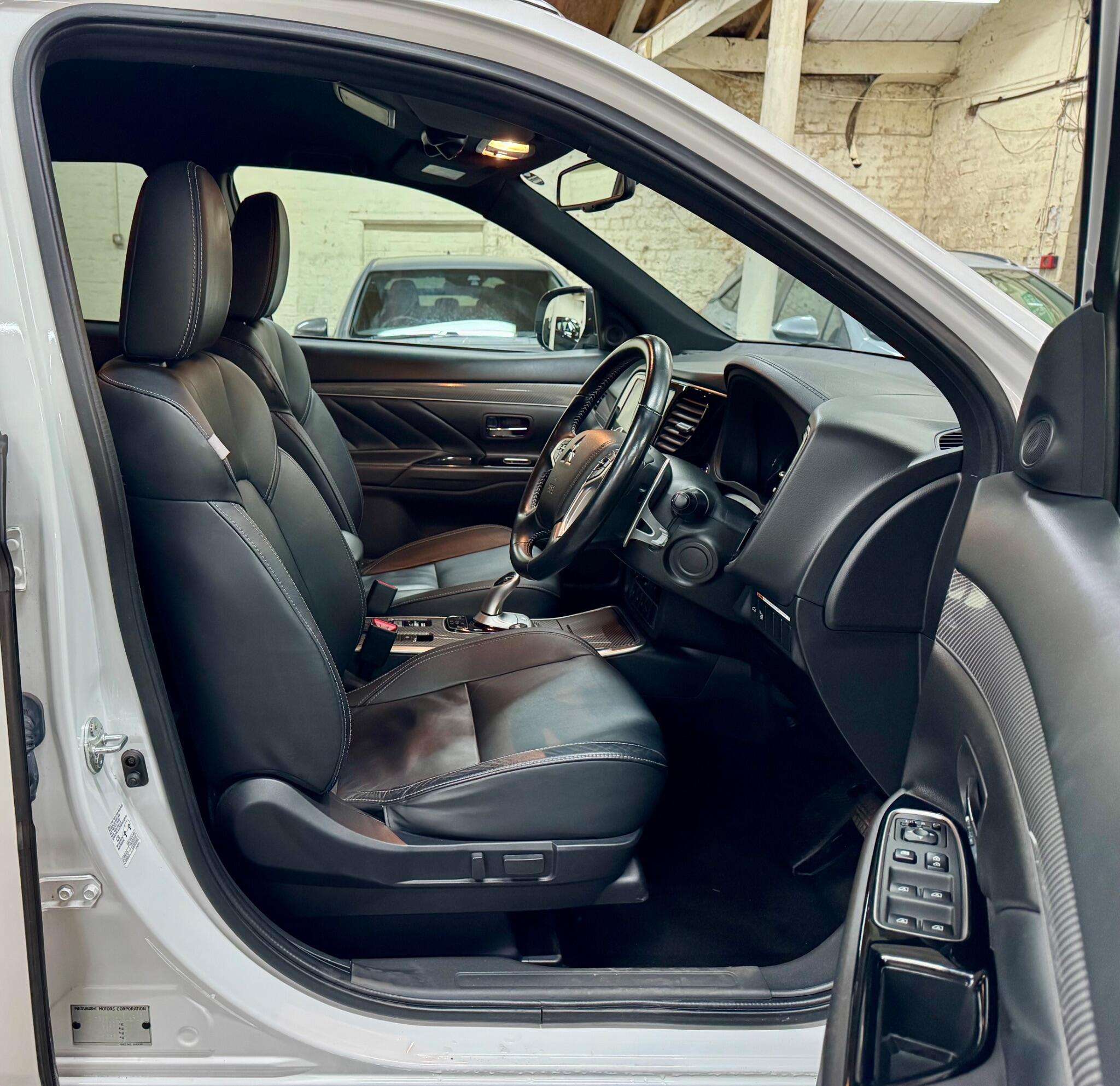 2018 MITSUBISHI OUTLANDER 2018 MITSUBISHI OUTLANDER