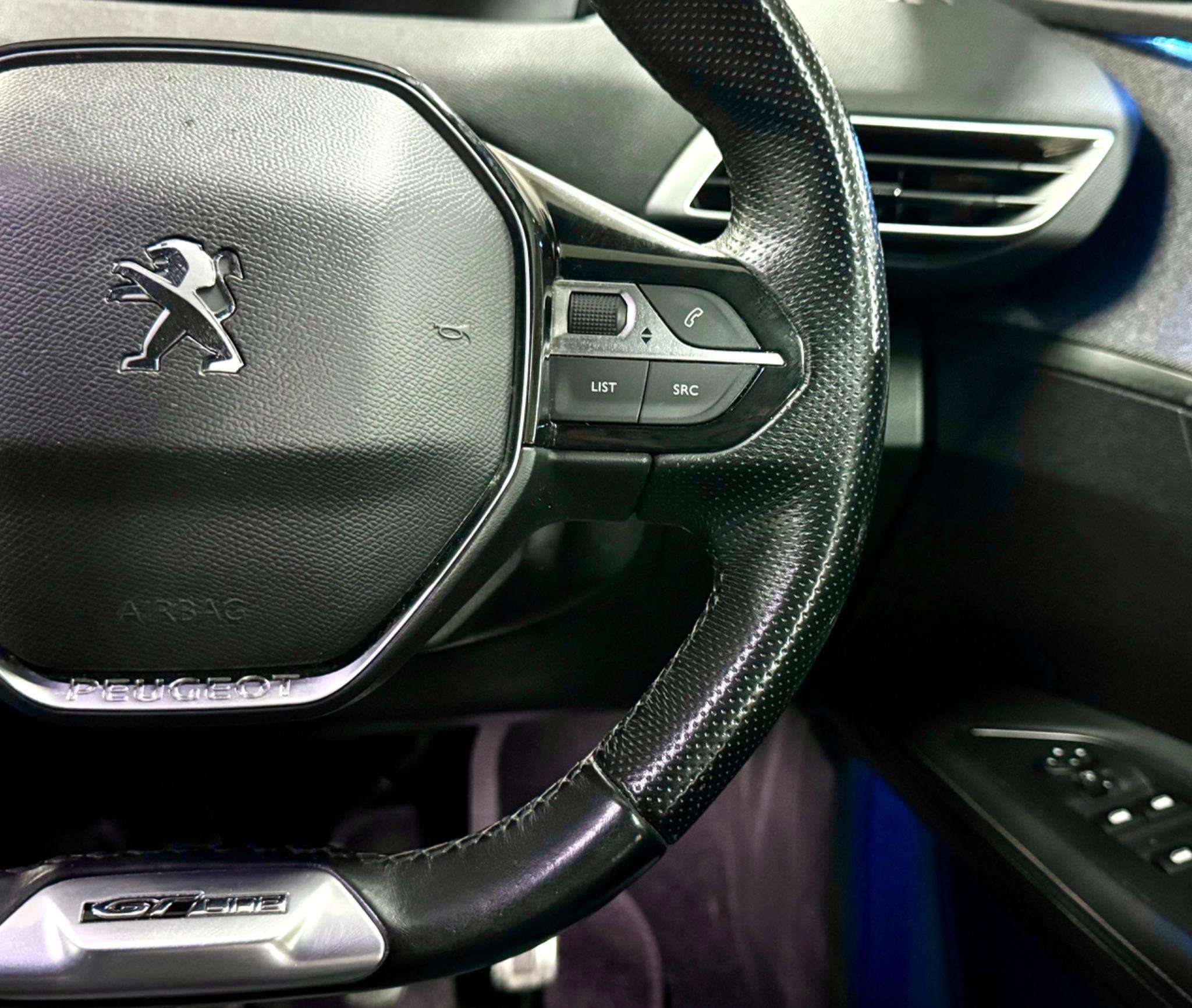 2017 PEUGEOT 5008 2017 PEUGEOT 5008