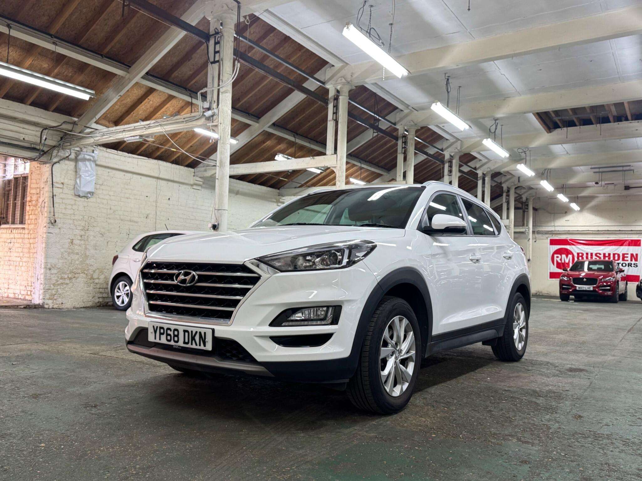 A 2018 HYUNDAI TUCSON 1.6 CRDi SE Nav Euro 6 (s/s) 5dr A 2018 HYUNDAI TUCSON 1.6 CRDi SE Nav Euro 6 (s/s) 5dr
