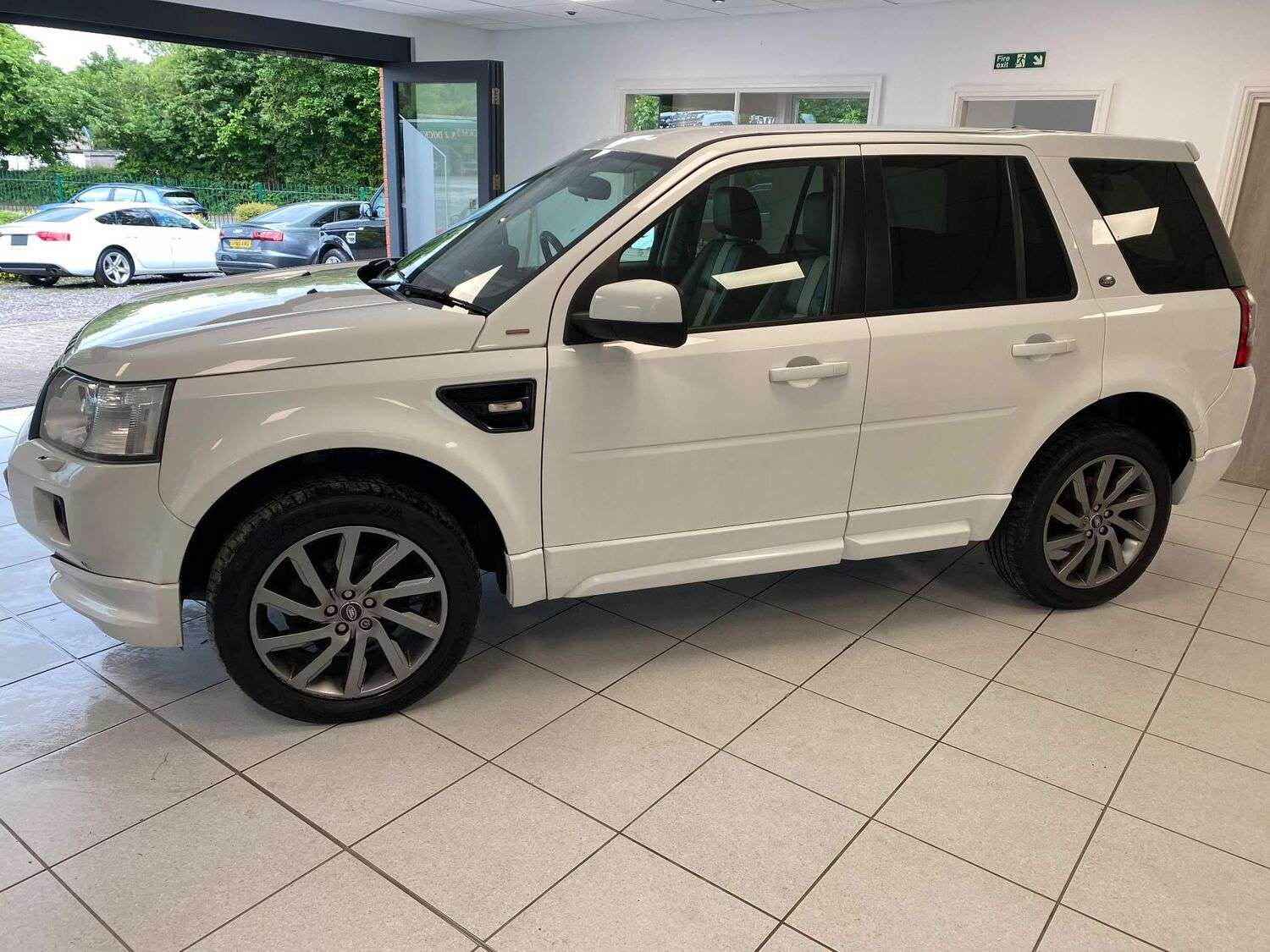 2011 LAND ROVER FREELANDER 2 2011 LAND ROVER FREELANDER 2