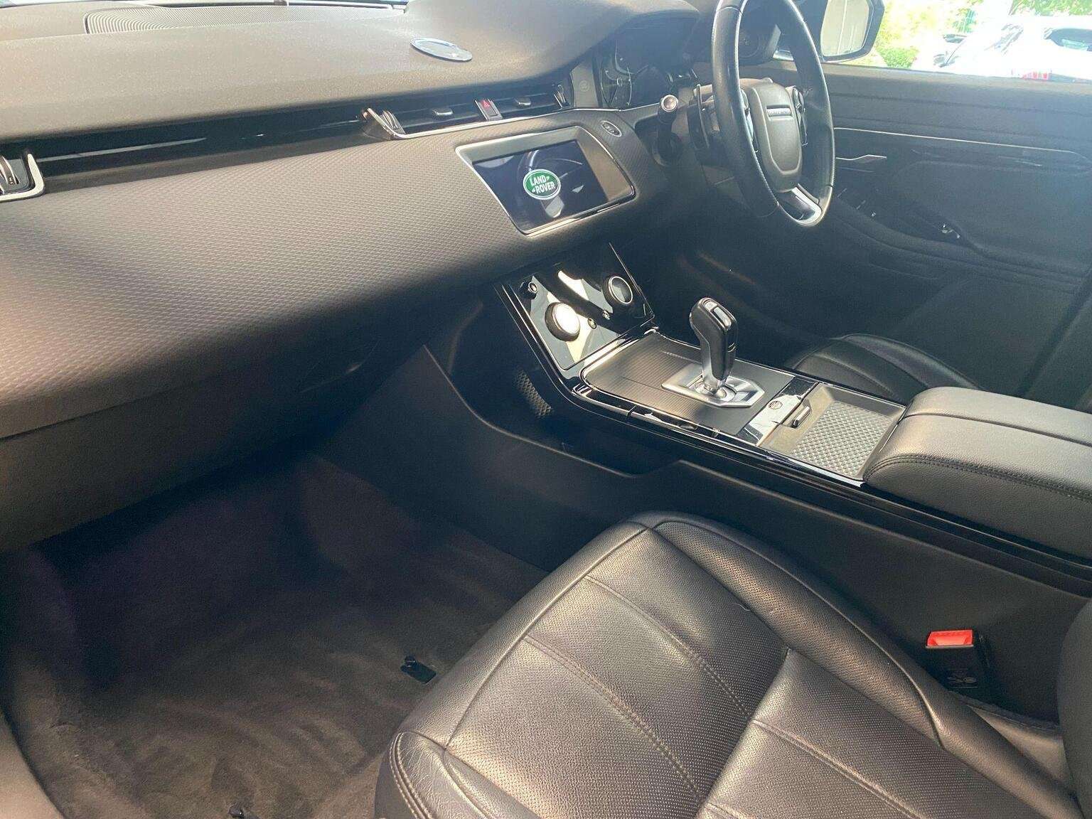 2019 LAND ROVER RANGE ROVER EVOQUE 2019 LAND ROVER RANGE ROVER EVOQUE