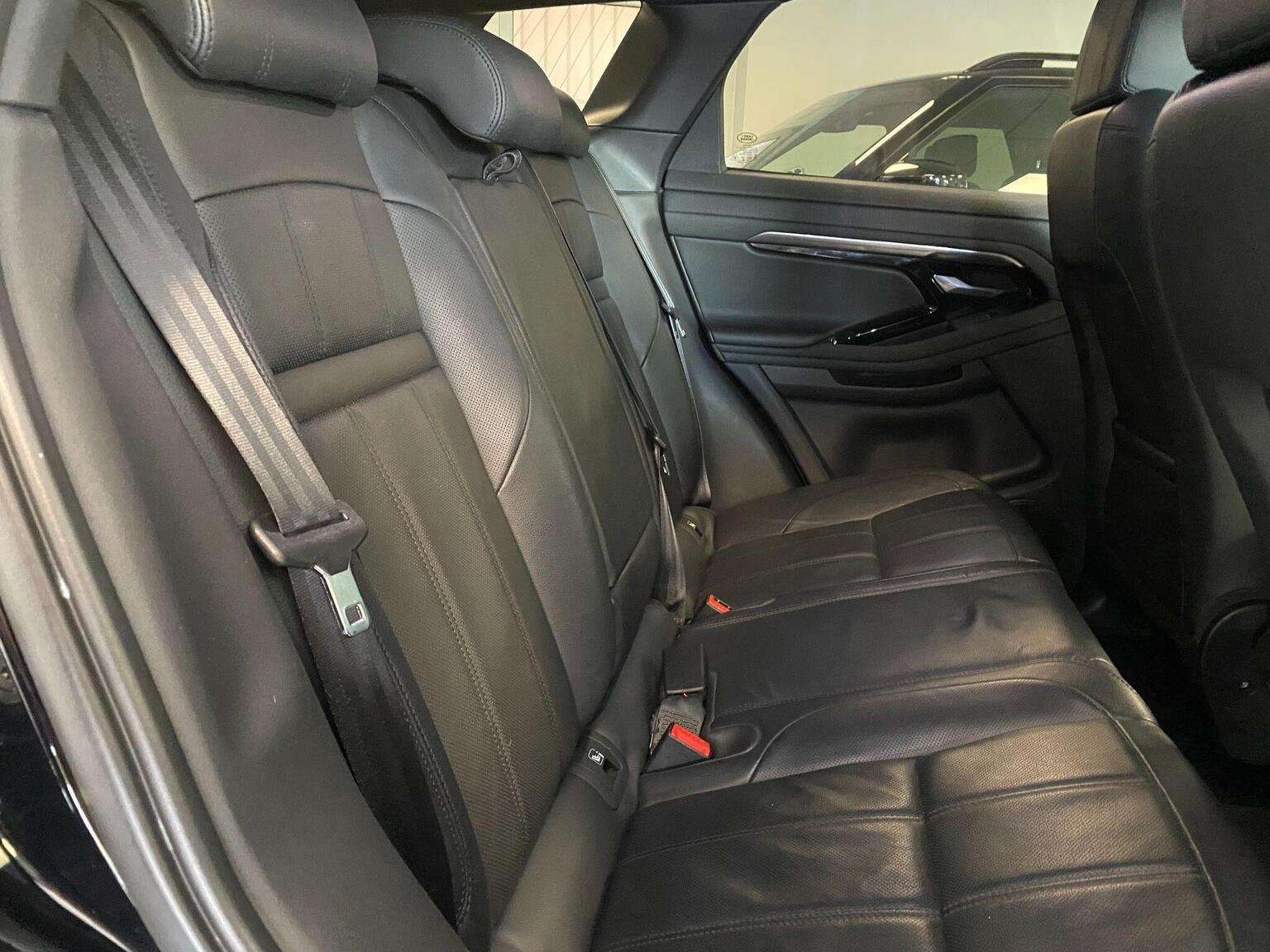 2019 LAND ROVER RANGE ROVER EVOQUE 2019 LAND ROVER RANGE ROVER EVOQUE