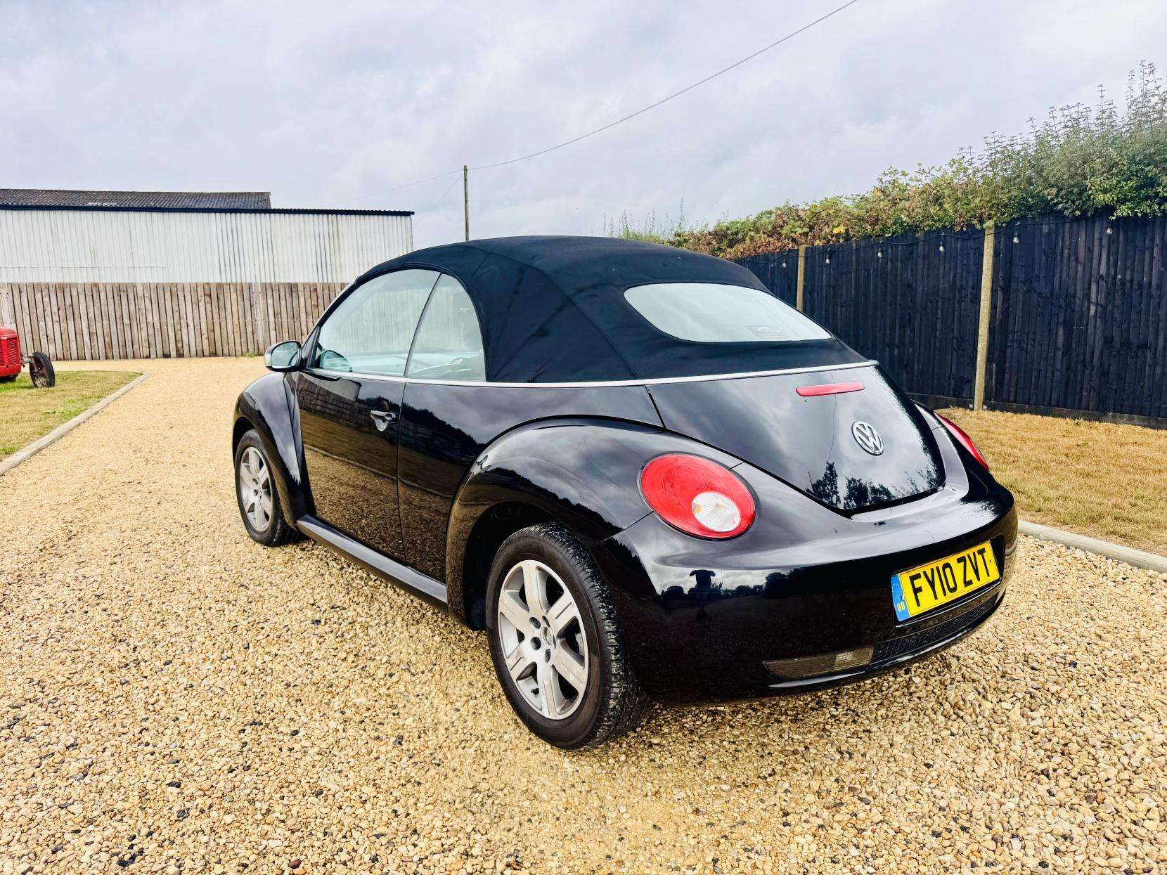 2010 VOLKSWAGEN BEETLE 2010 VOLKSWAGEN BEETLE