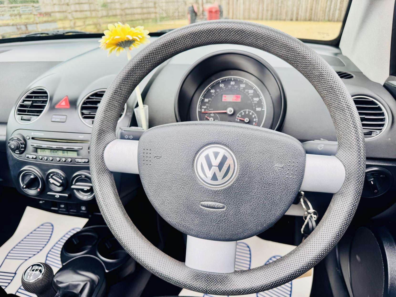 2010 VOLKSWAGEN BEETLE 2010 VOLKSWAGEN BEETLE