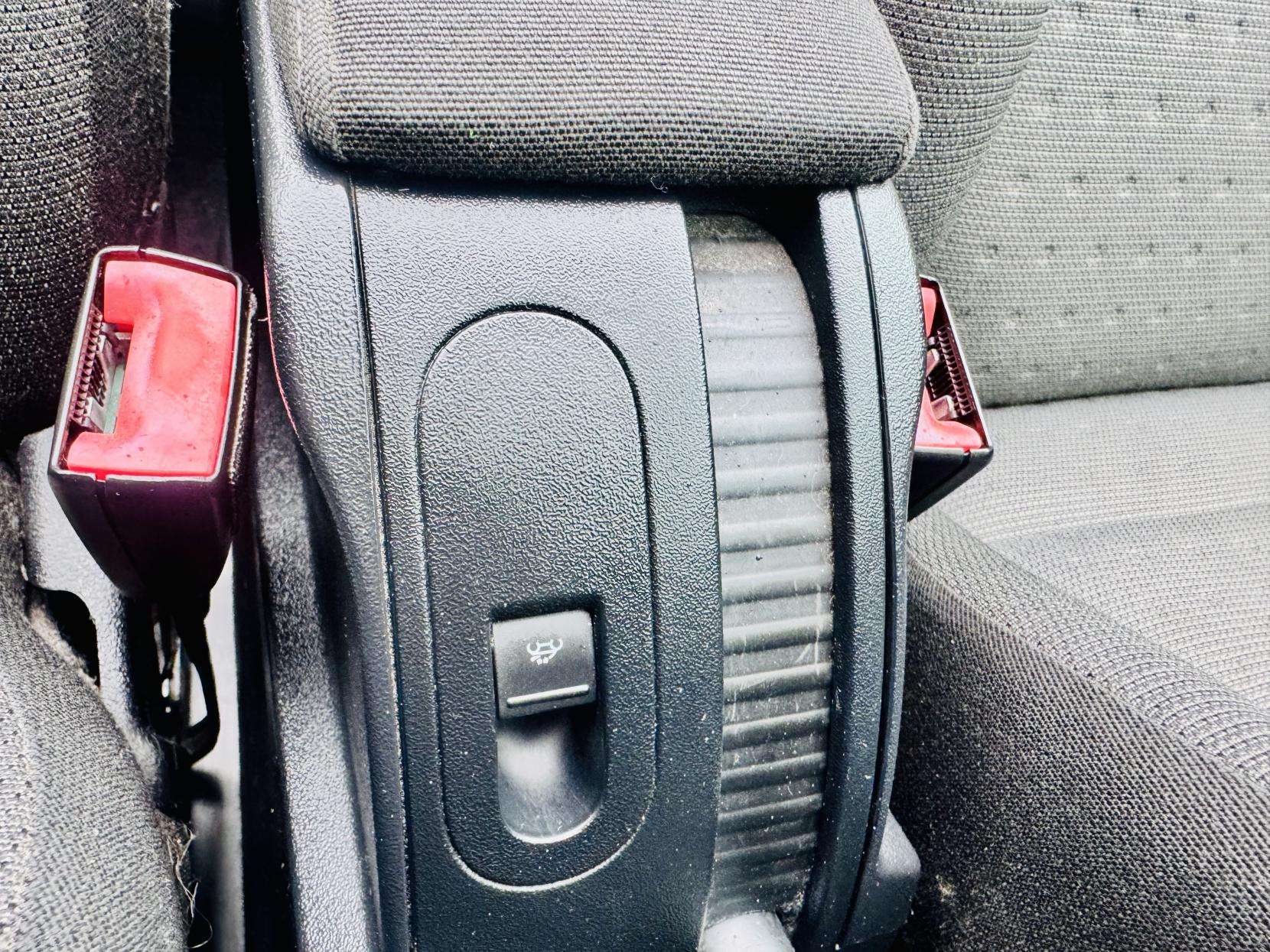2010 VOLKSWAGEN BEETLE 2010 VOLKSWAGEN BEETLE