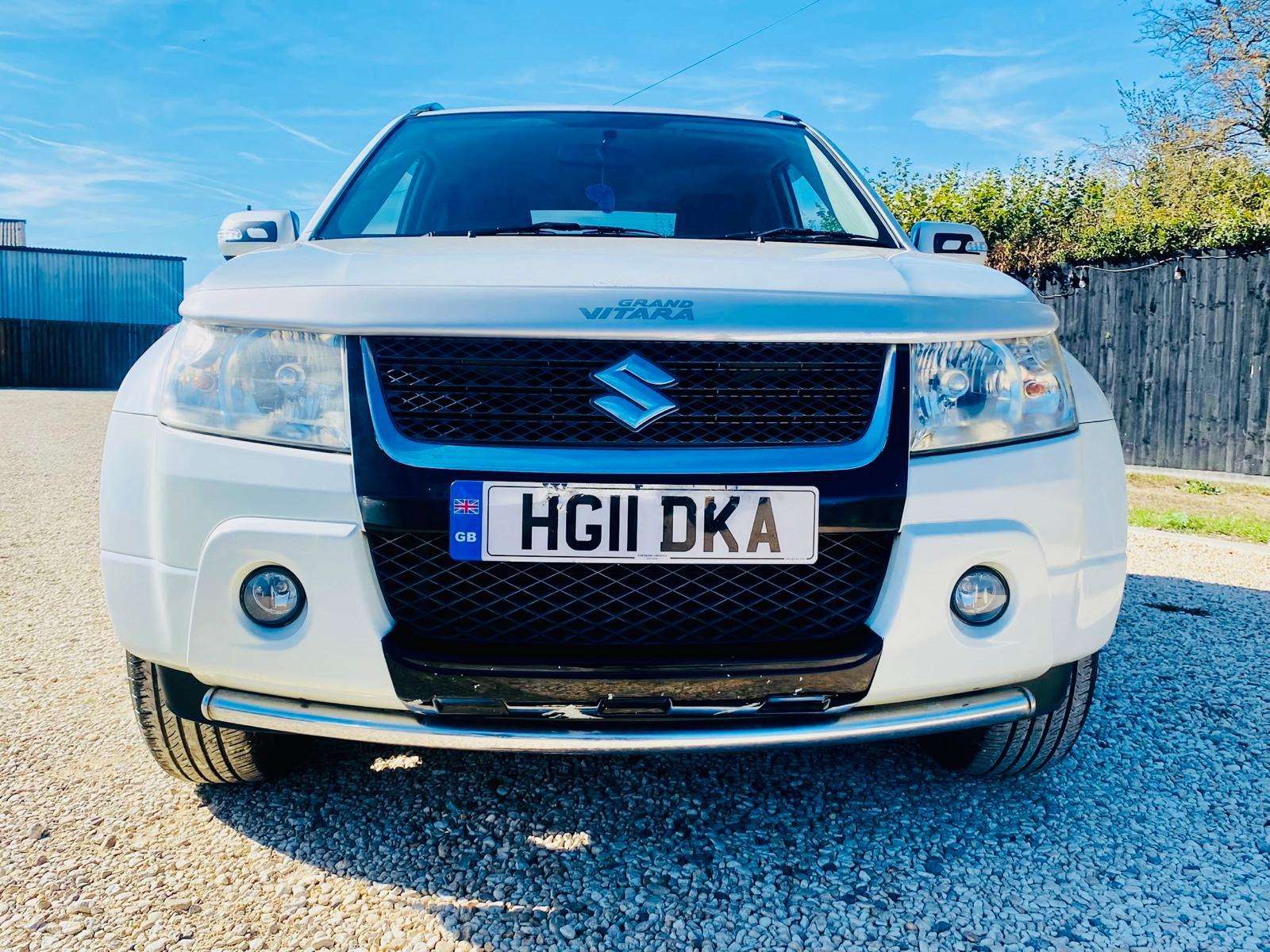 A 2011 SUZUKI GRAND VITARA 1.6 VVT SZ4 SUV 3dr Petrol Manual 4WD Euro 5 (106 ps) A 2011 SUZUKI GRAND VITARA 1.6 VVT SZ4 SUV 3dr Petrol Manual 4WD Euro 5 (106 ps)