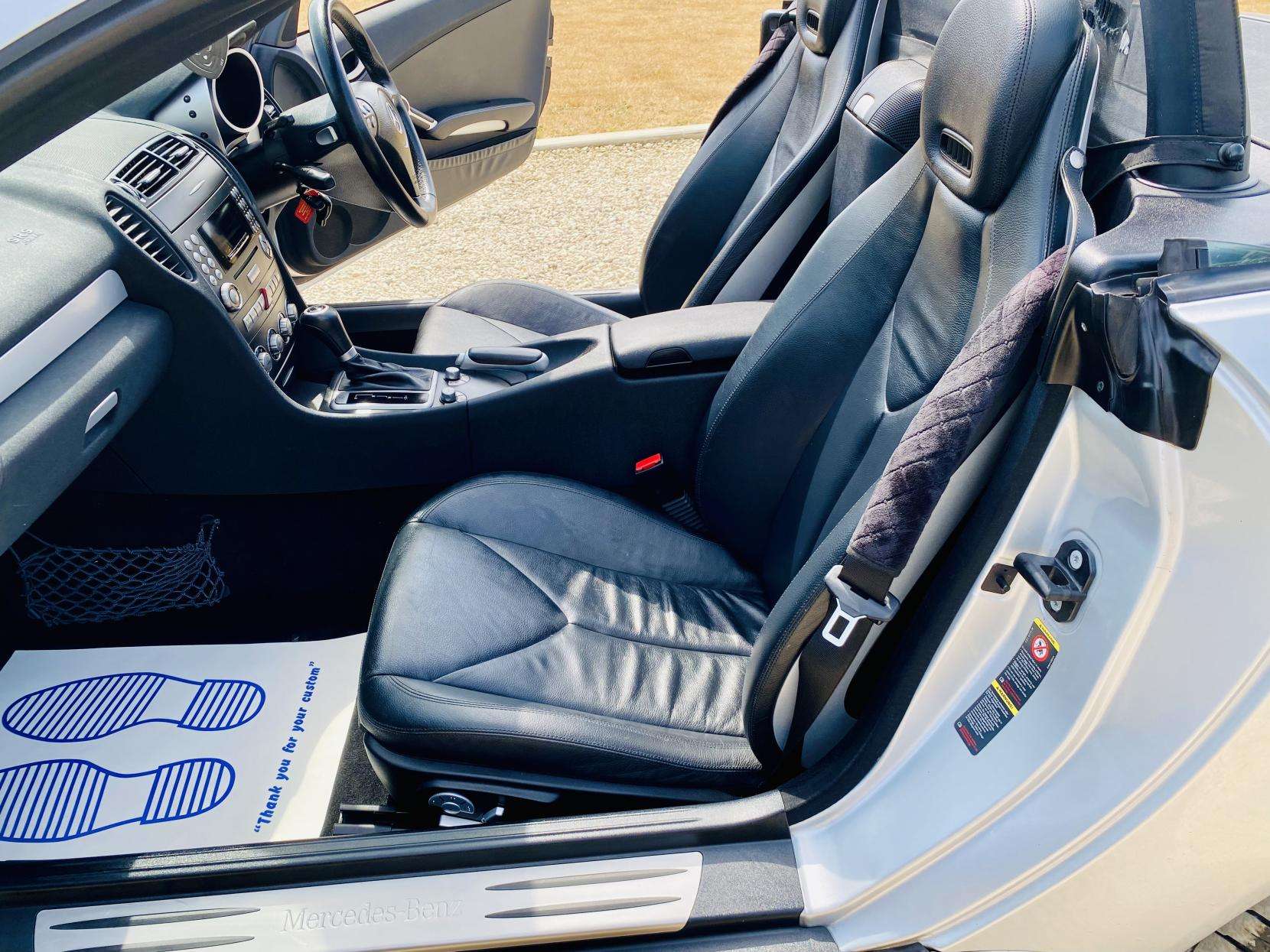 2005 MERCEDES-BENZ SLK 2005 MERCEDES-BENZ SLK