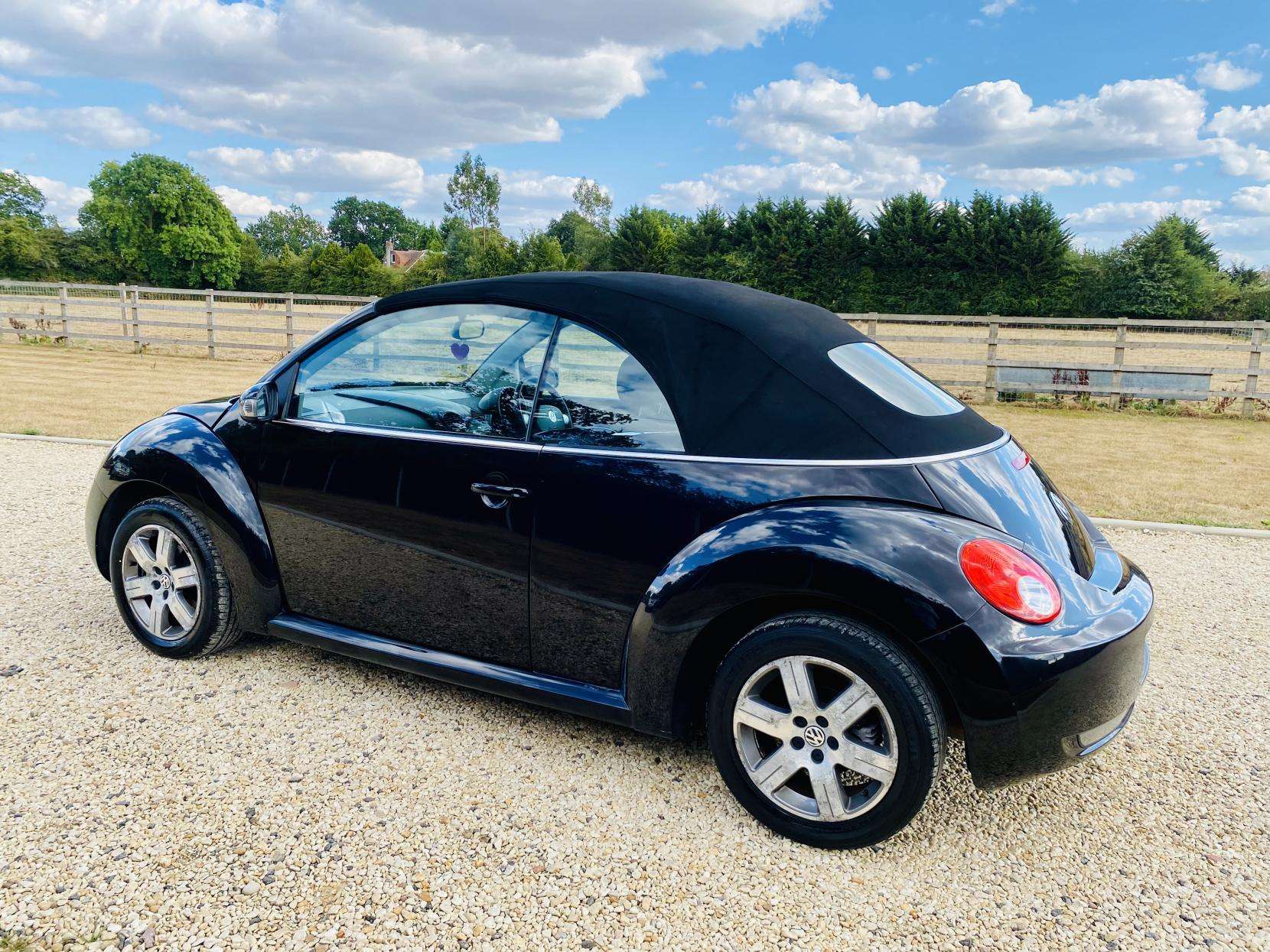 2010 VOLKSWAGEN BEETLE 2010 VOLKSWAGEN BEETLE