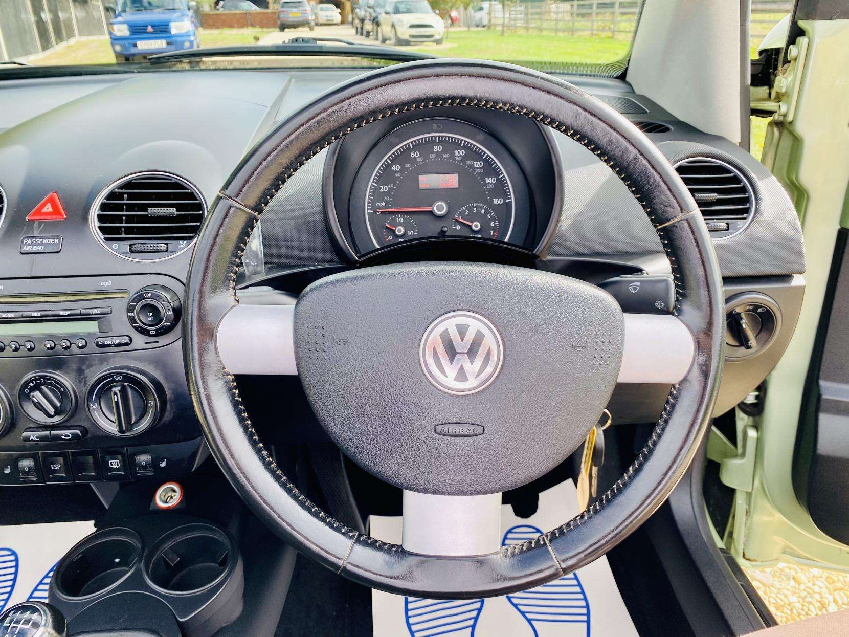 2006 VOLKSWAGEN BEETLE 2006 VOLKSWAGEN BEETLE