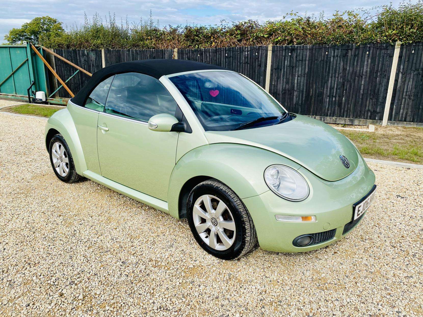 2006 VOLKSWAGEN BEETLE 2006 VOLKSWAGEN BEETLE