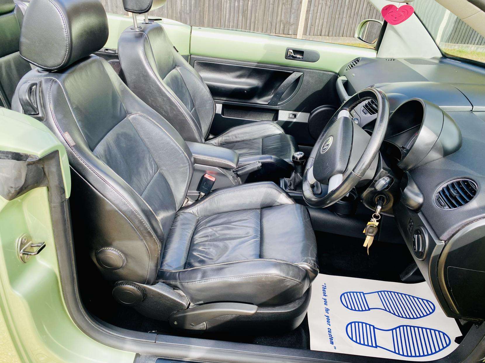 2006 VOLKSWAGEN BEETLE 2006 VOLKSWAGEN BEETLE