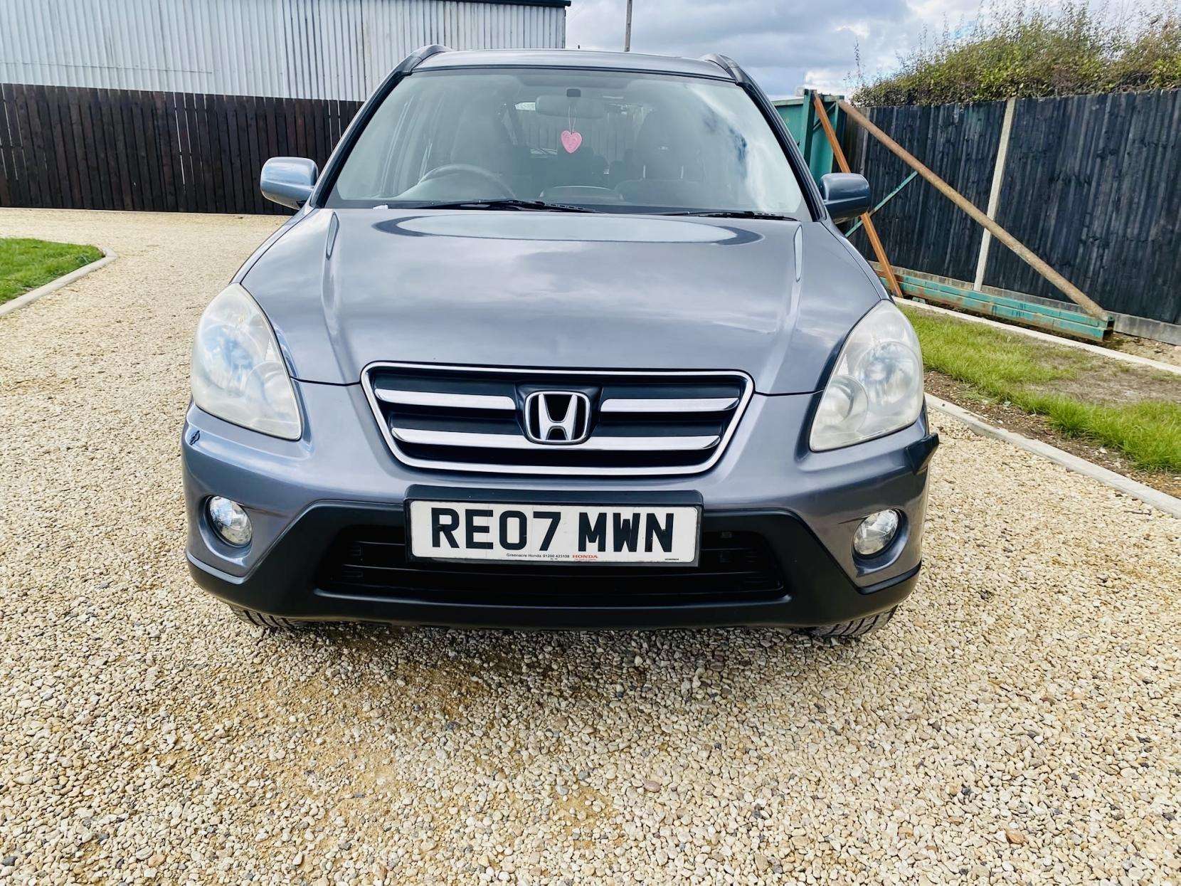 A 2007 HONDA CR-V 2.0 i-VTEC Sport SUV 5dr Petrol Manual (216 g/km, 150 bhp) A 2007 HONDA CR-V 2.0 i-VTEC Sport SUV 5dr Petrol Manual (216 g/km, 150 bhp)