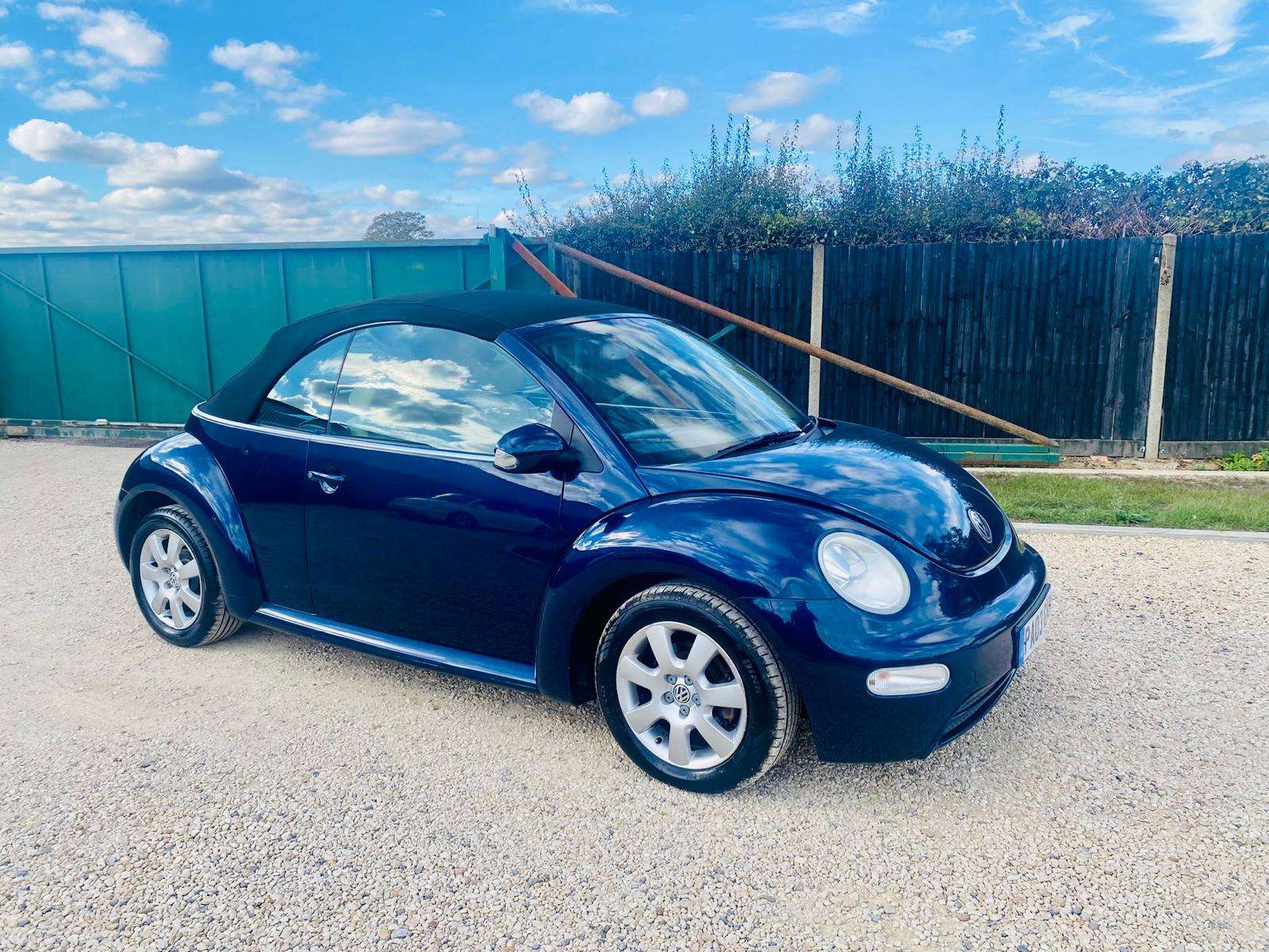 A 2003 VOLKSWAGEN BEETLE 2.0 S Cabriolet 2dr Petrol Auto Euro 4 (115 ps) A 2003 VOLKSWAGEN BEETLE 2.0 S Cabriolet 2dr Petrol Auto Euro 4 (115 ps)