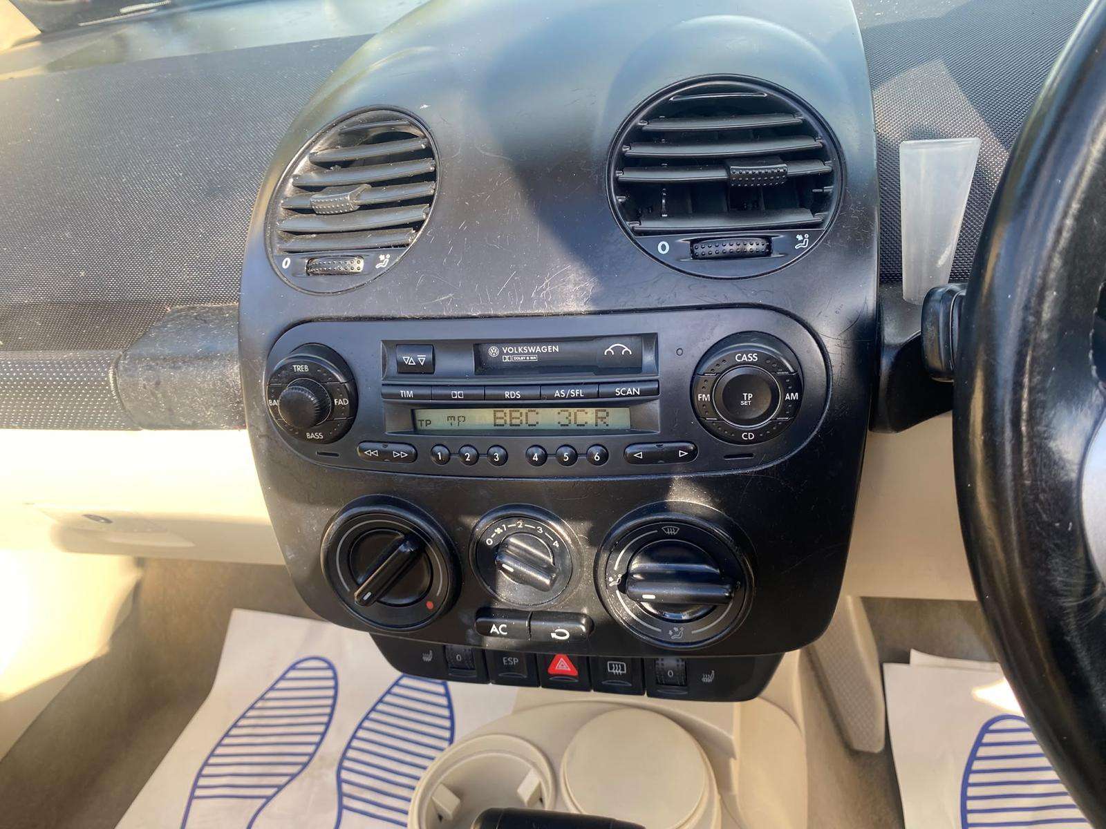 2003 VOLKSWAGEN BEETLE 2003 VOLKSWAGEN BEETLE