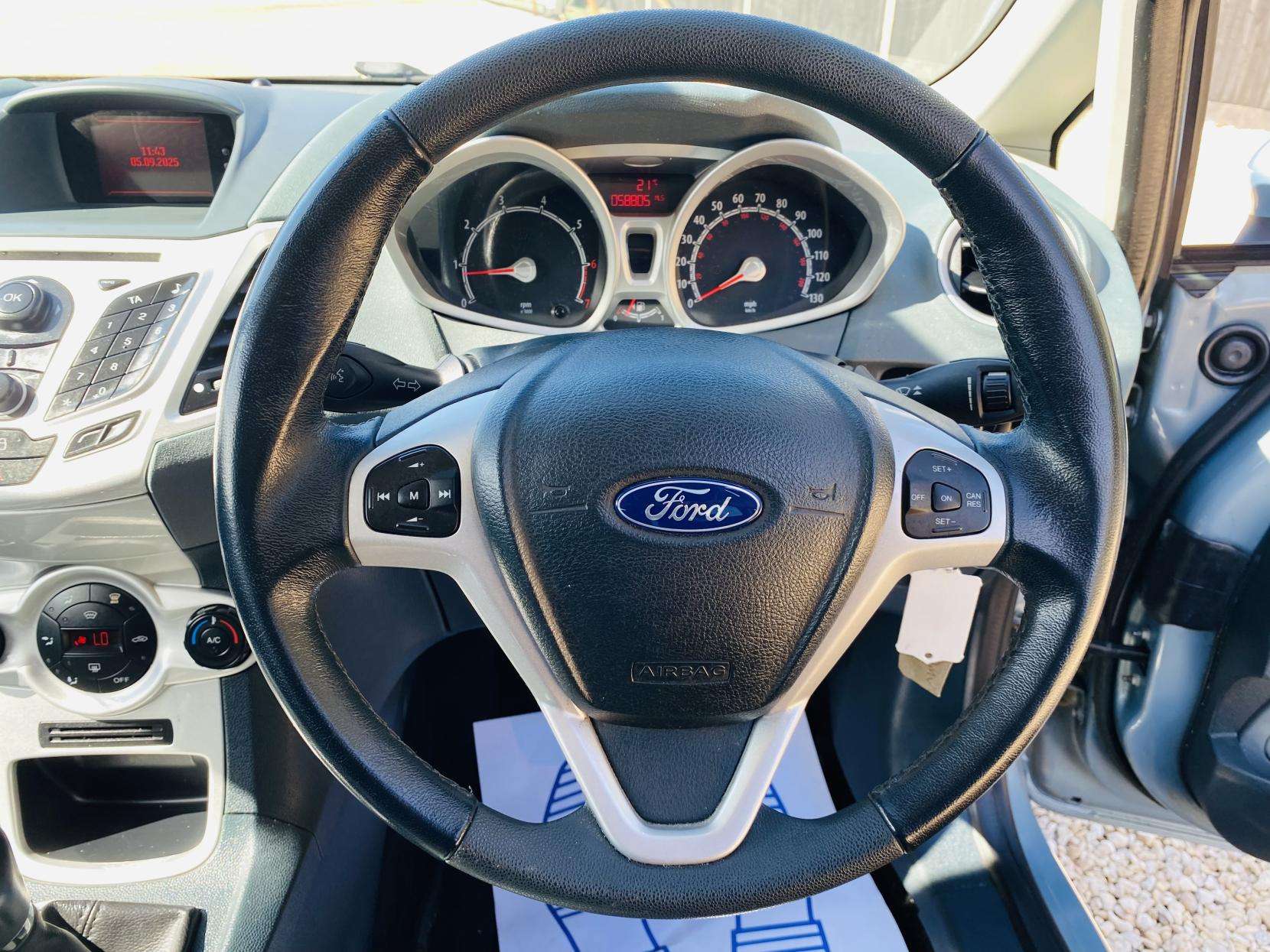 2010 FORD FIESTA 2010 FORD FIESTA