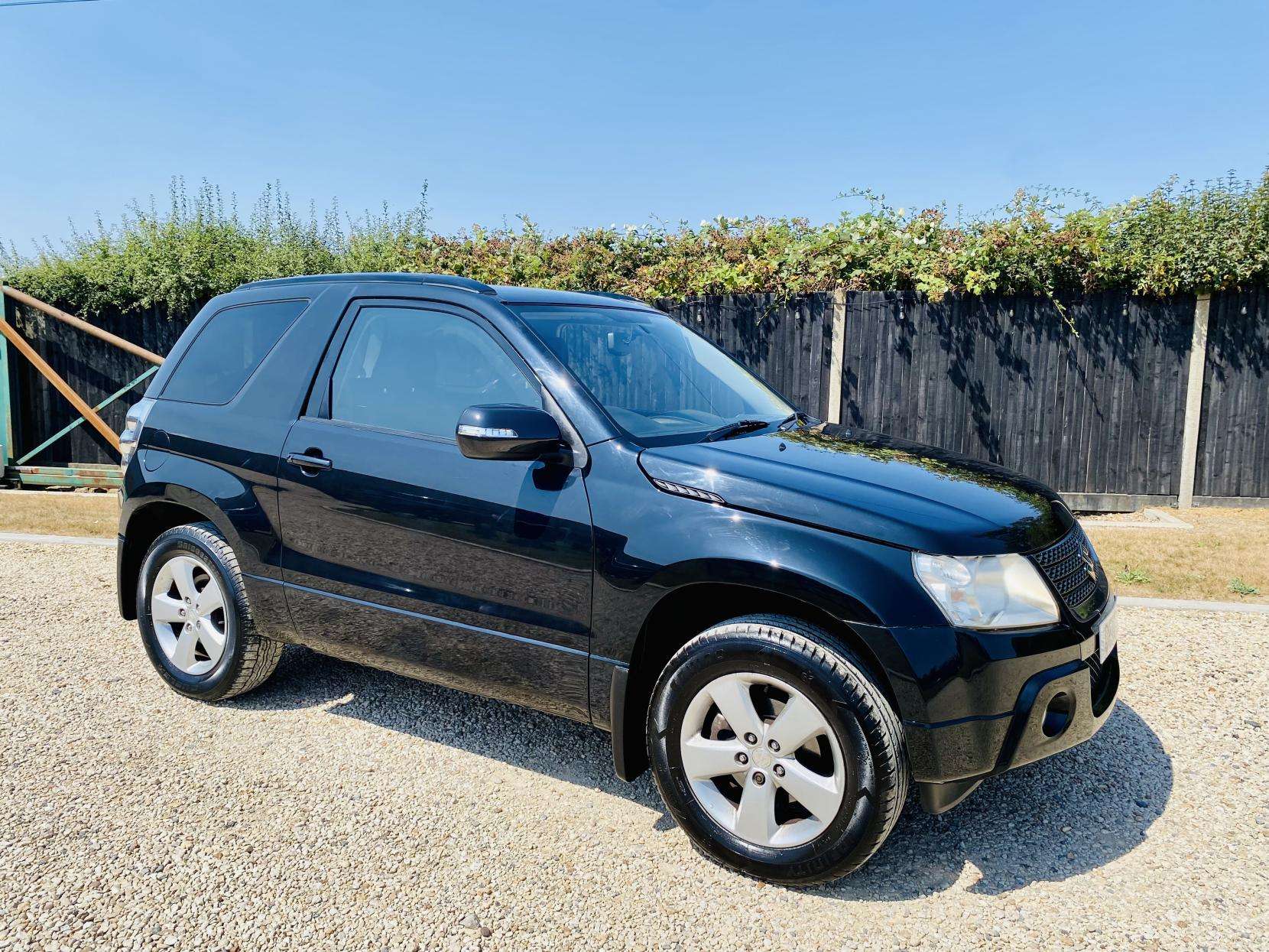 A 2010 SUZUKI GRAND VITARA SZ4 A 2010 SUZUKI GRAND VITARA SZ4