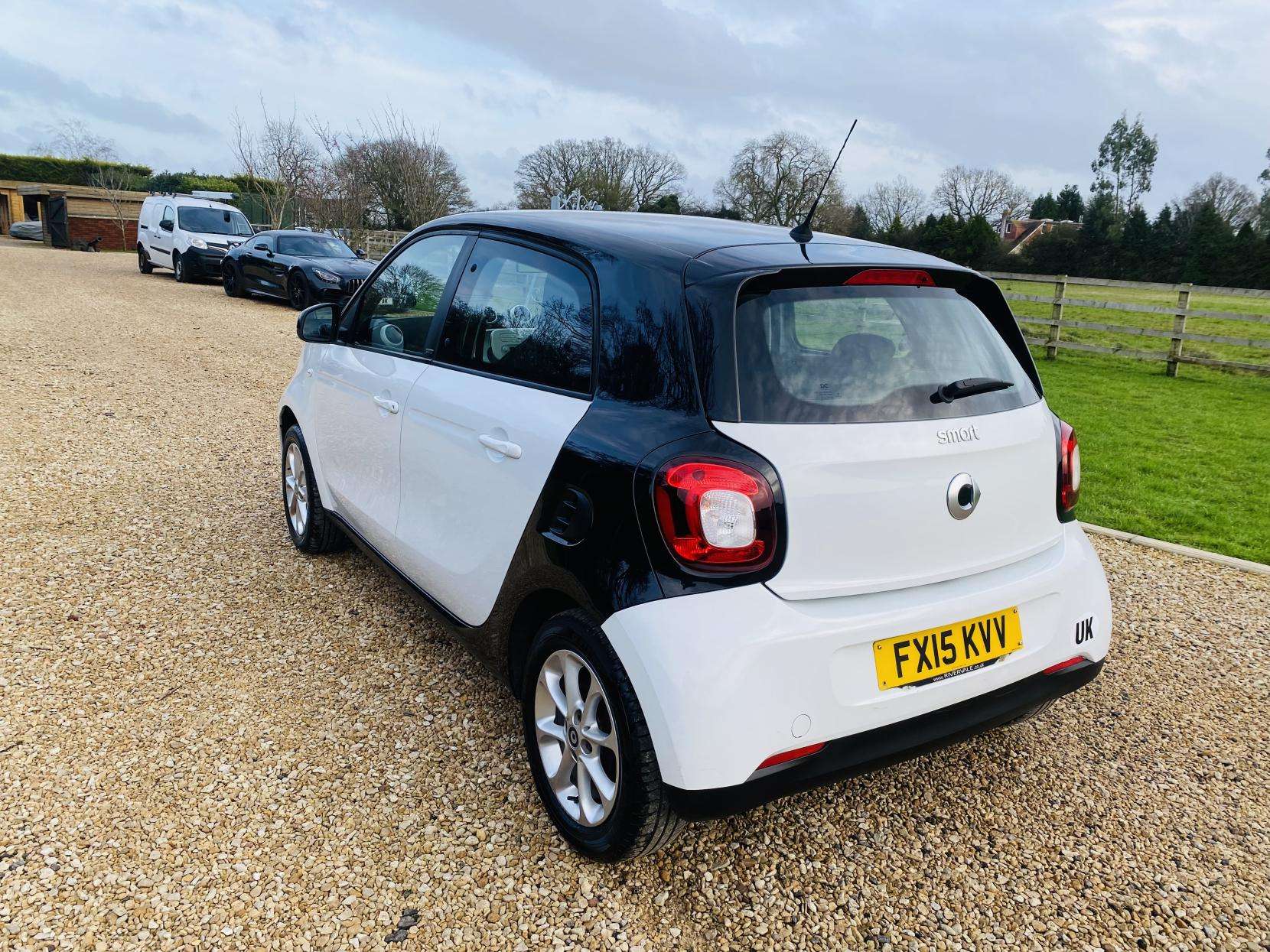 2015 SMART FORFOUR 2015 SMART FORFOUR