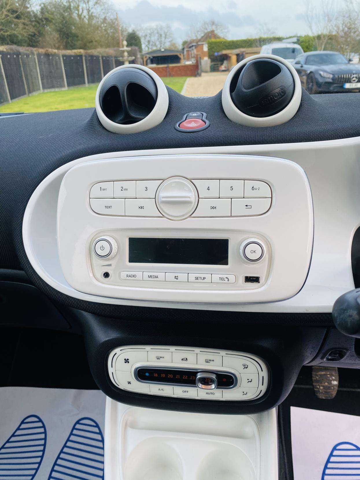 2015 SMART FORFOUR 2015 SMART FORFOUR