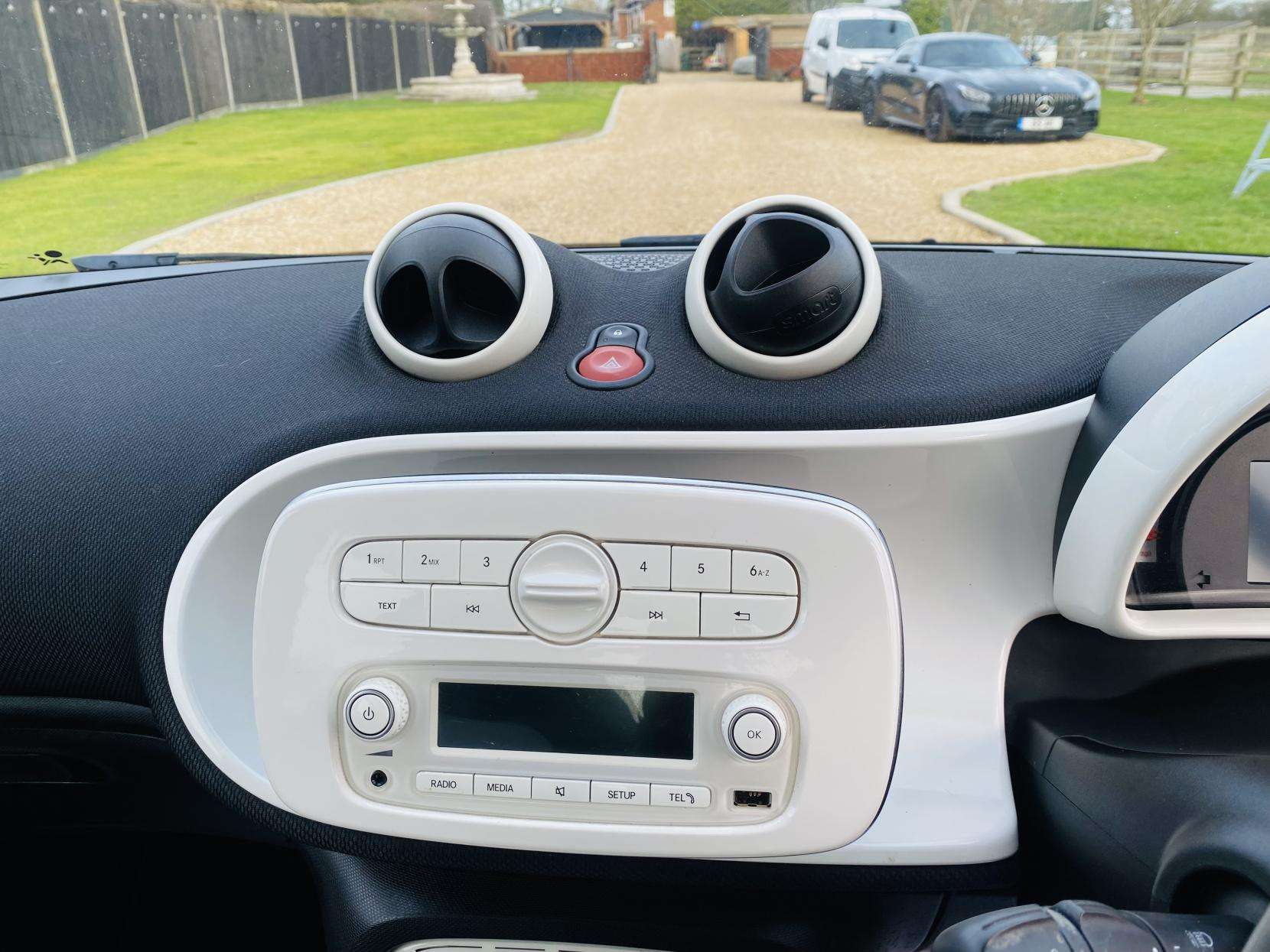 2015 SMART FORFOUR 2015 SMART FORFOUR