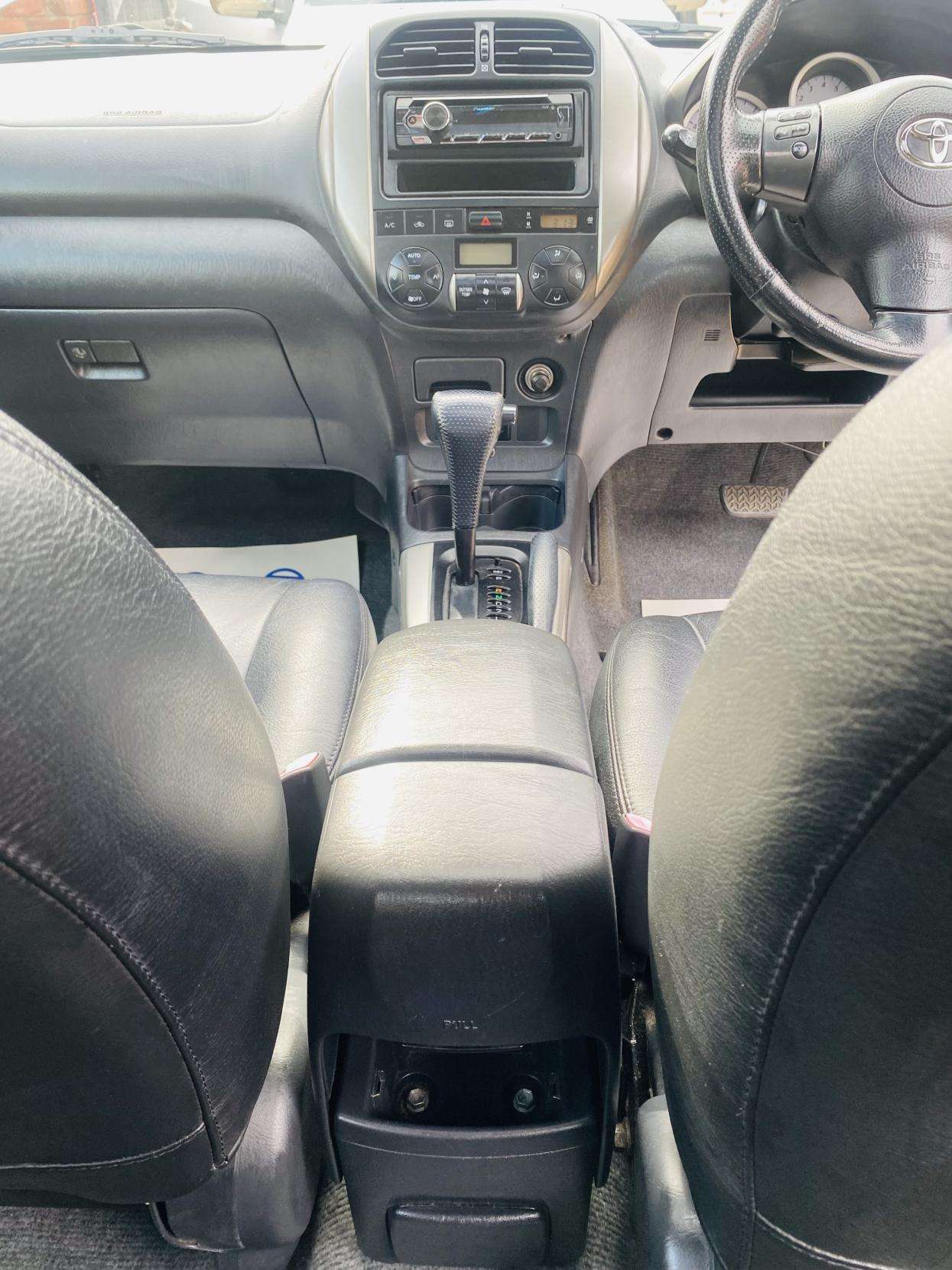 2004 TOYOTA RAV4 2004 TOYOTA RAV4