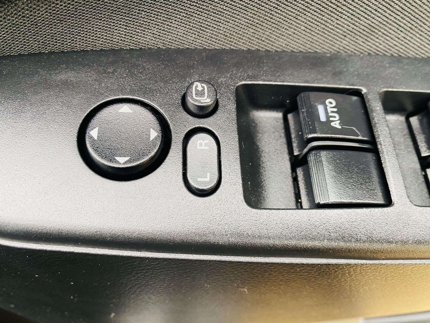 2013 MAZDA MAZDA3 2013 MAZDA MAZDA3